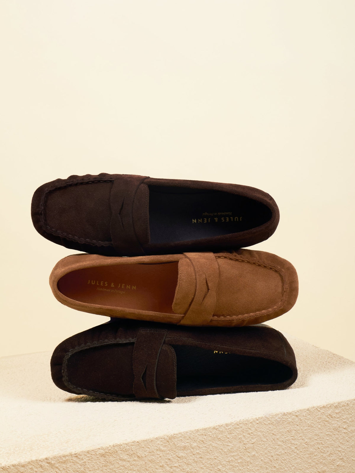 mocassins plissés cuir daim cognac femme JULES & JENN