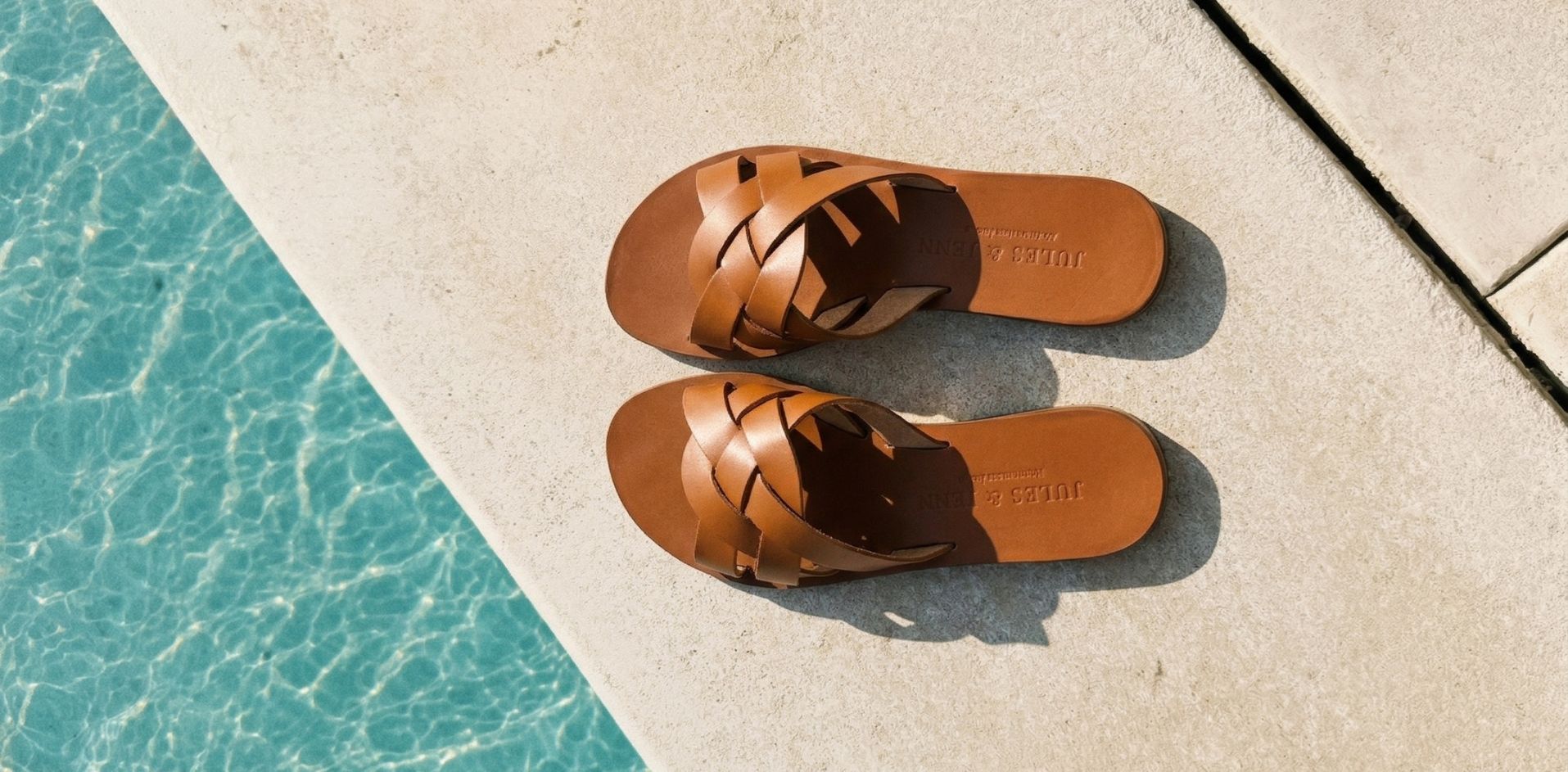 Journées Privilèges - Mules plates brides cuir camel JULES & JENN