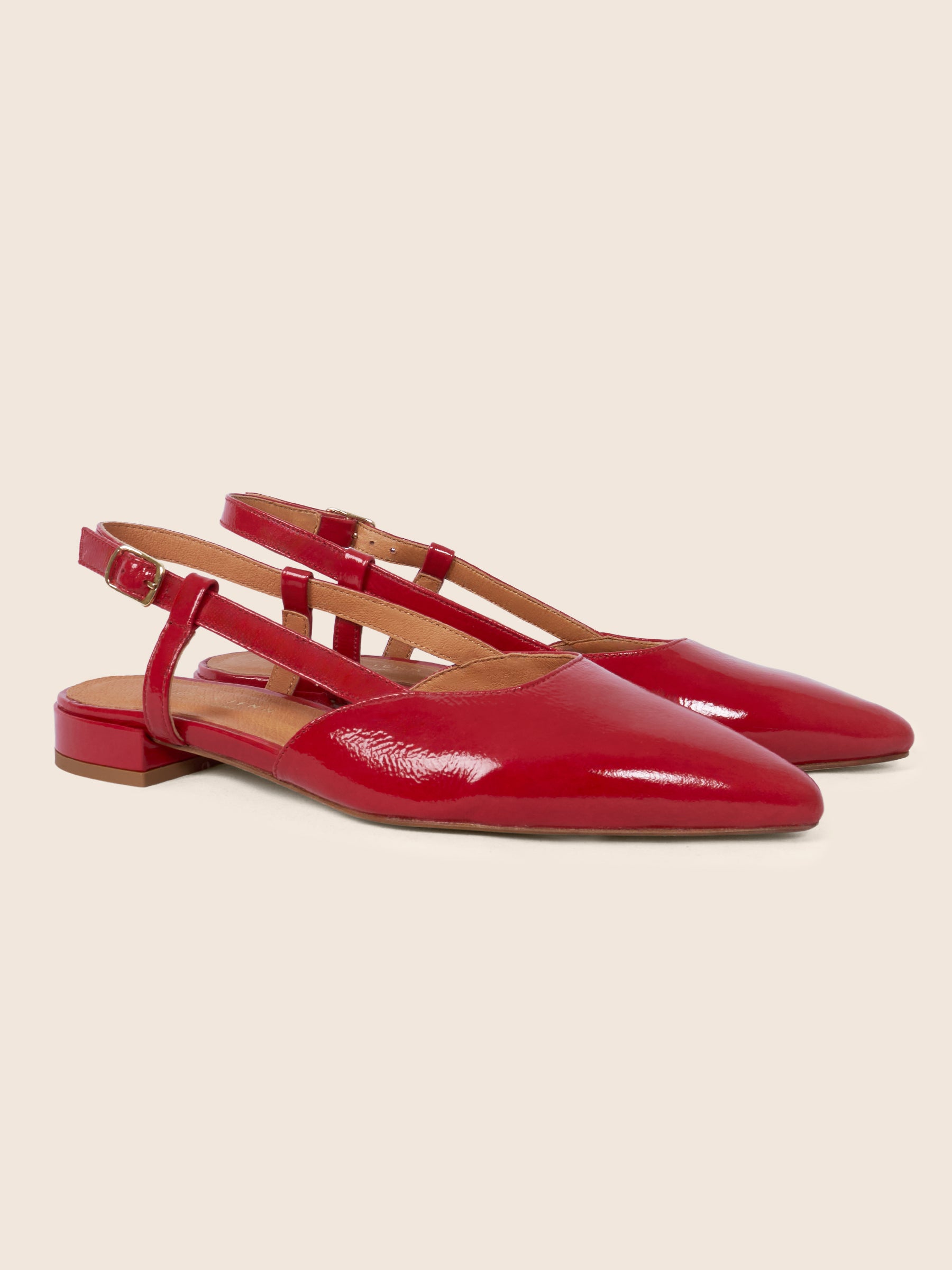 vue avant slingback cuir vernis rouge jules & jenn
