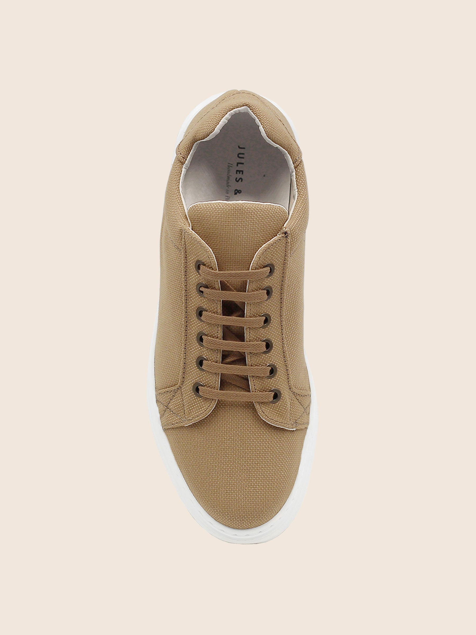 vue dessus baskets recyclees homme camel jules jenn