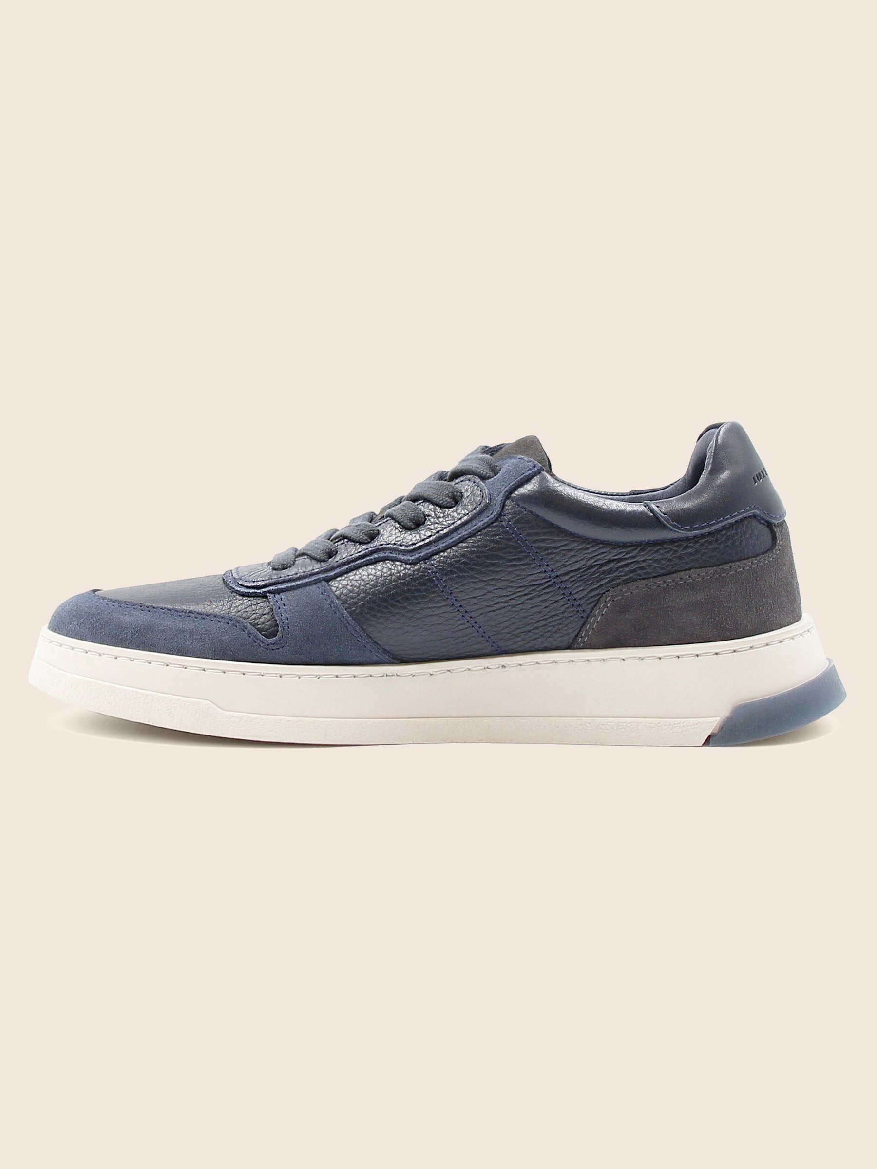 vue interne baskets leo cuir bleu jules jenn