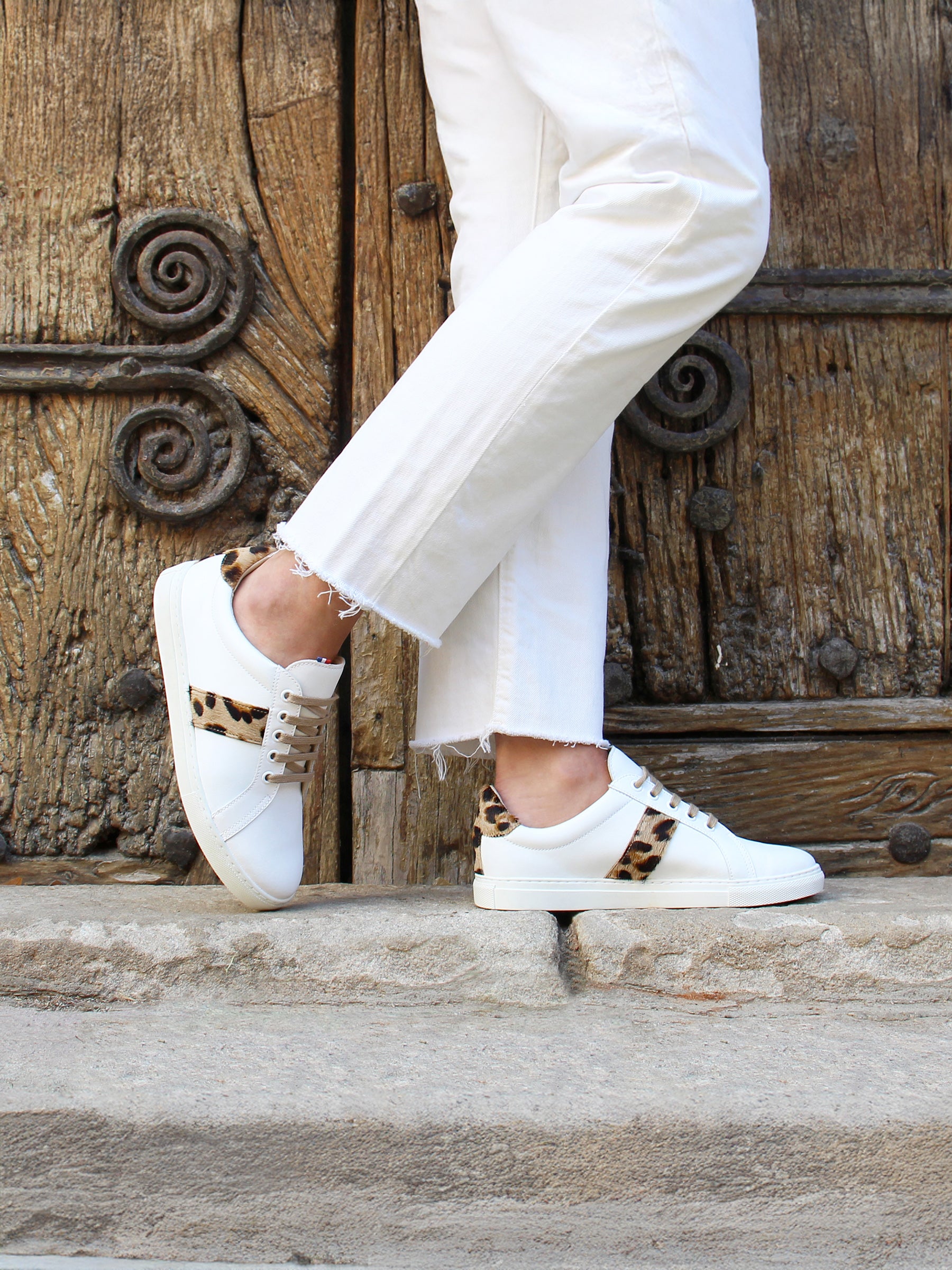 vue portée baskets made in france cuir blanc leopard jules jenn