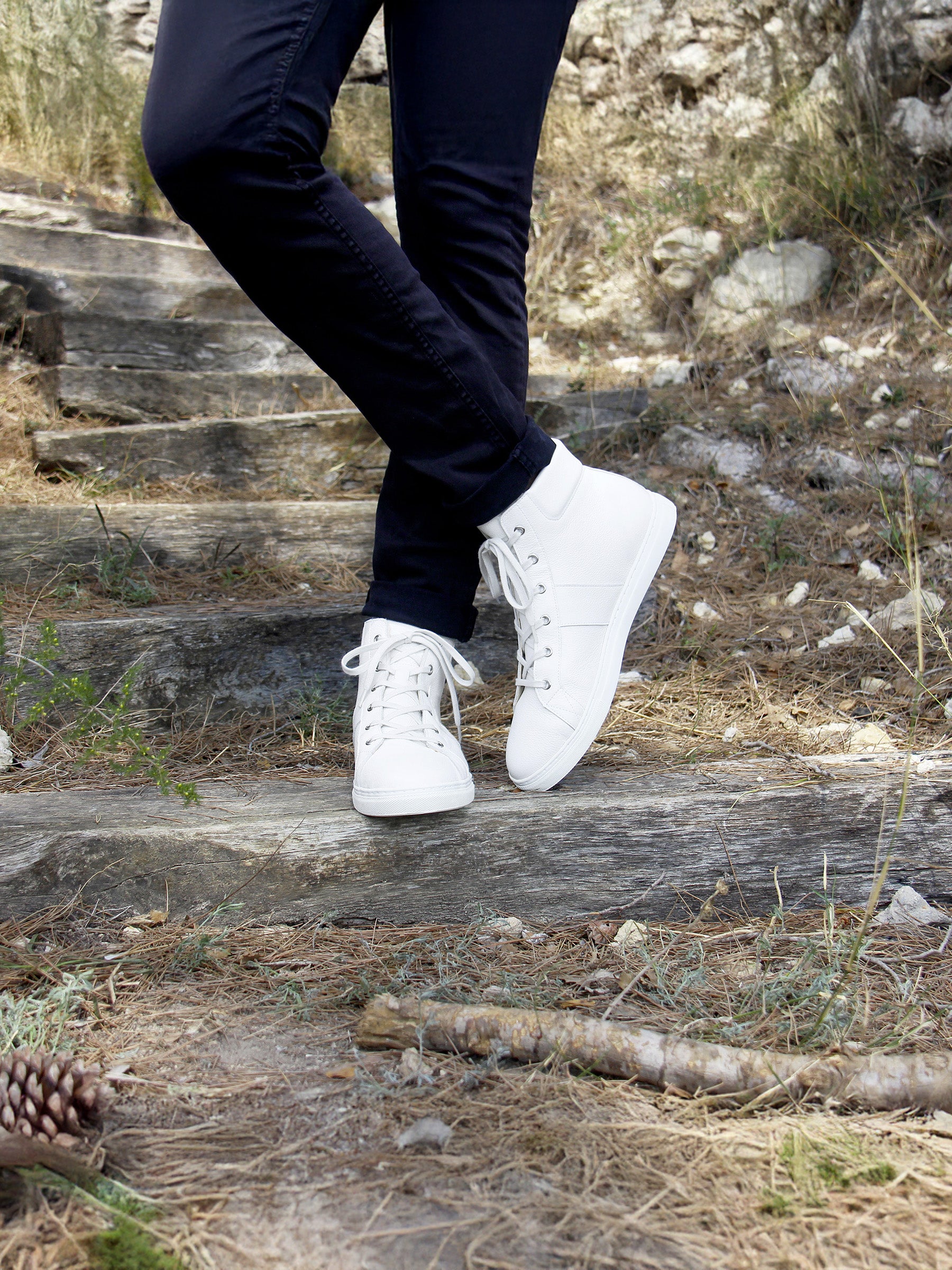 vue portée baskets montantes made in france cuir graine blanc jules jenn