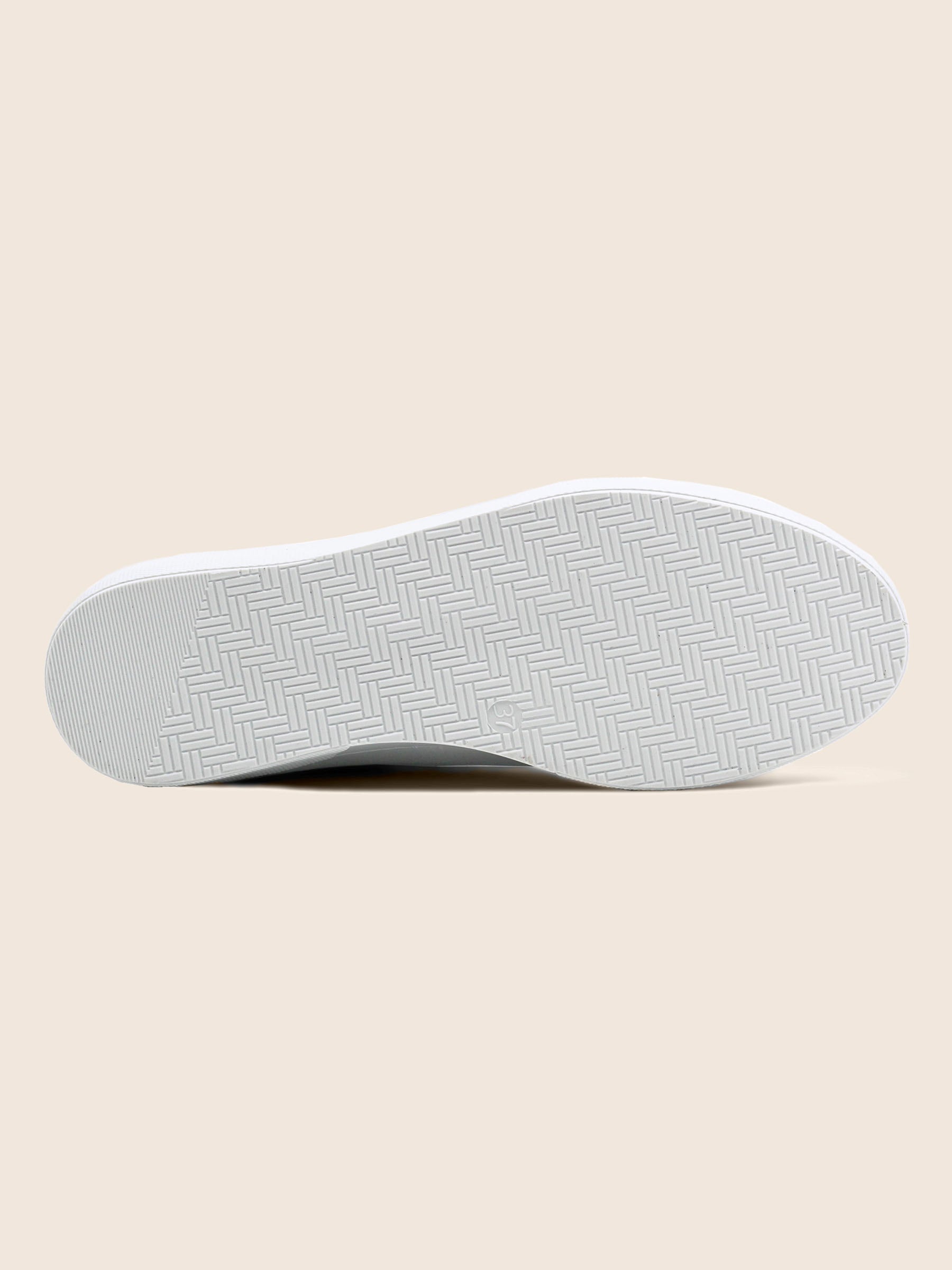 vue semelle baskets scratch cuir noir jules jenn
