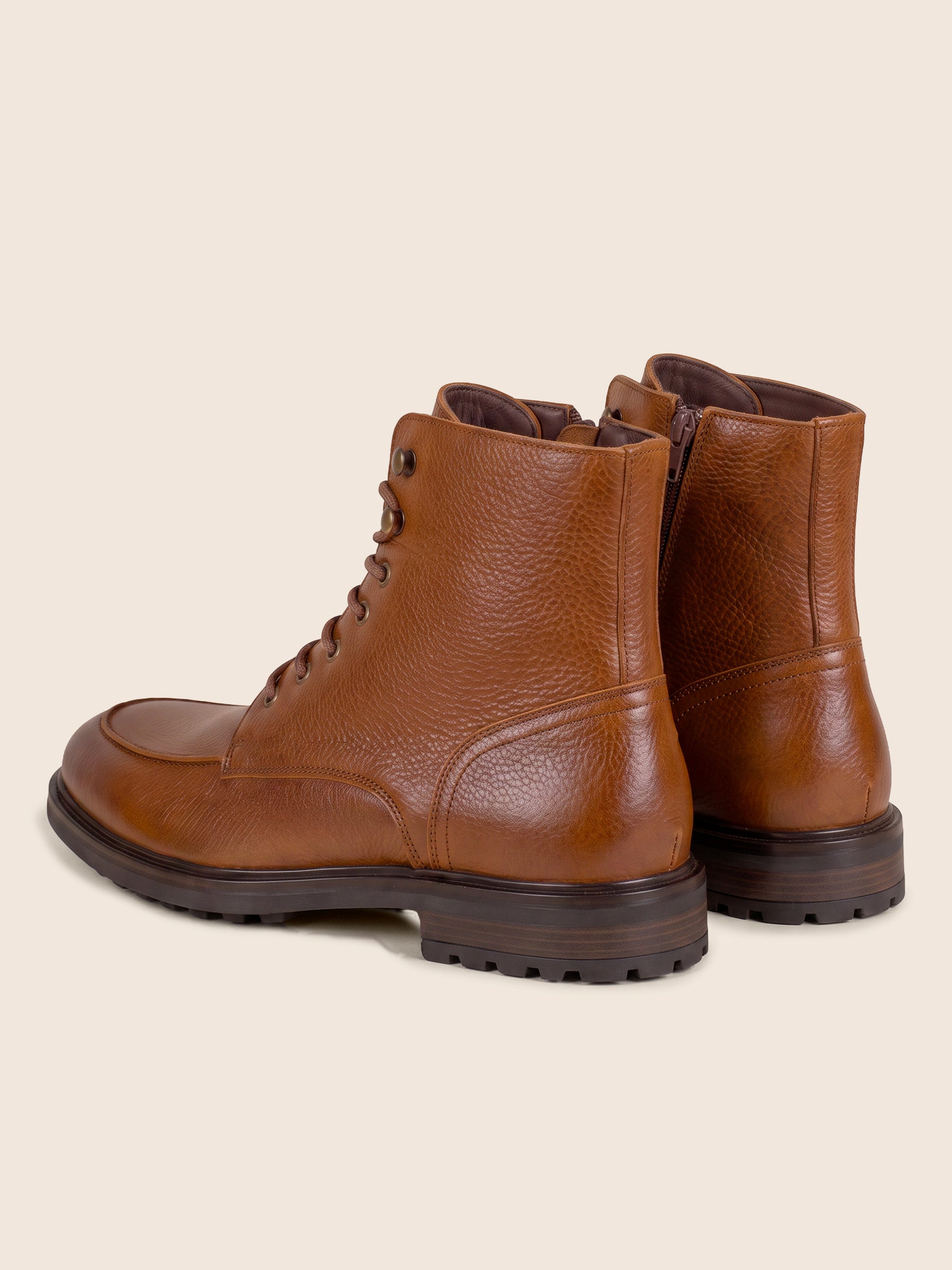 vue arriere boots plateau cuir graine cognac jules & jenn