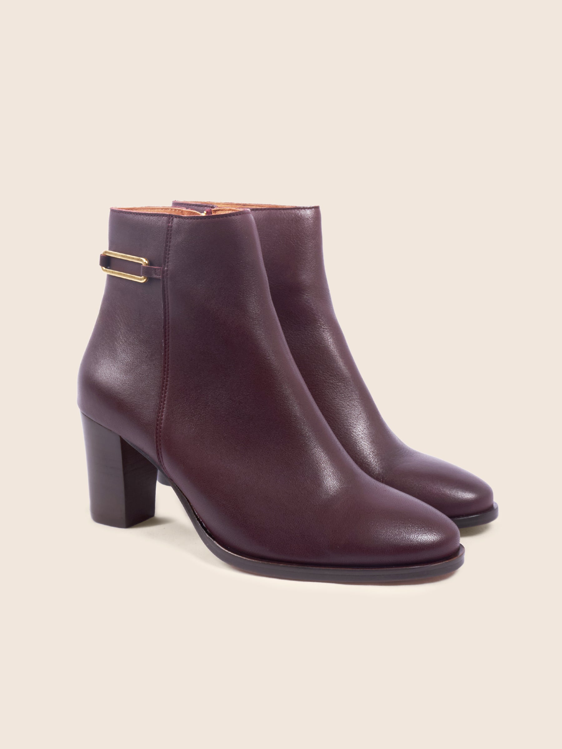 photo vue avant bottines bijoux talon zelie cuir bordeaux jules jenn