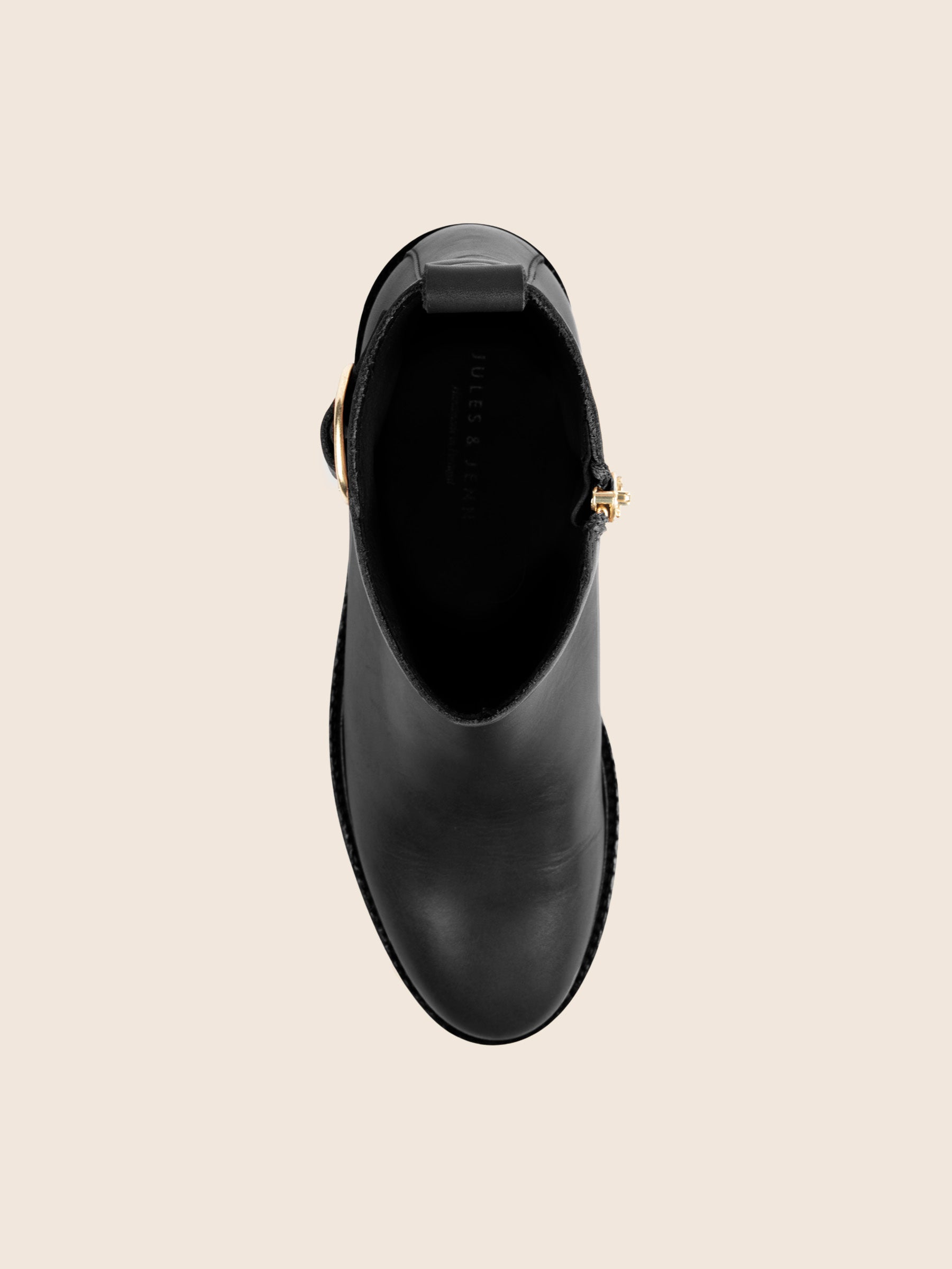 vue dessus bottine à boucle cuir noir jules jenn