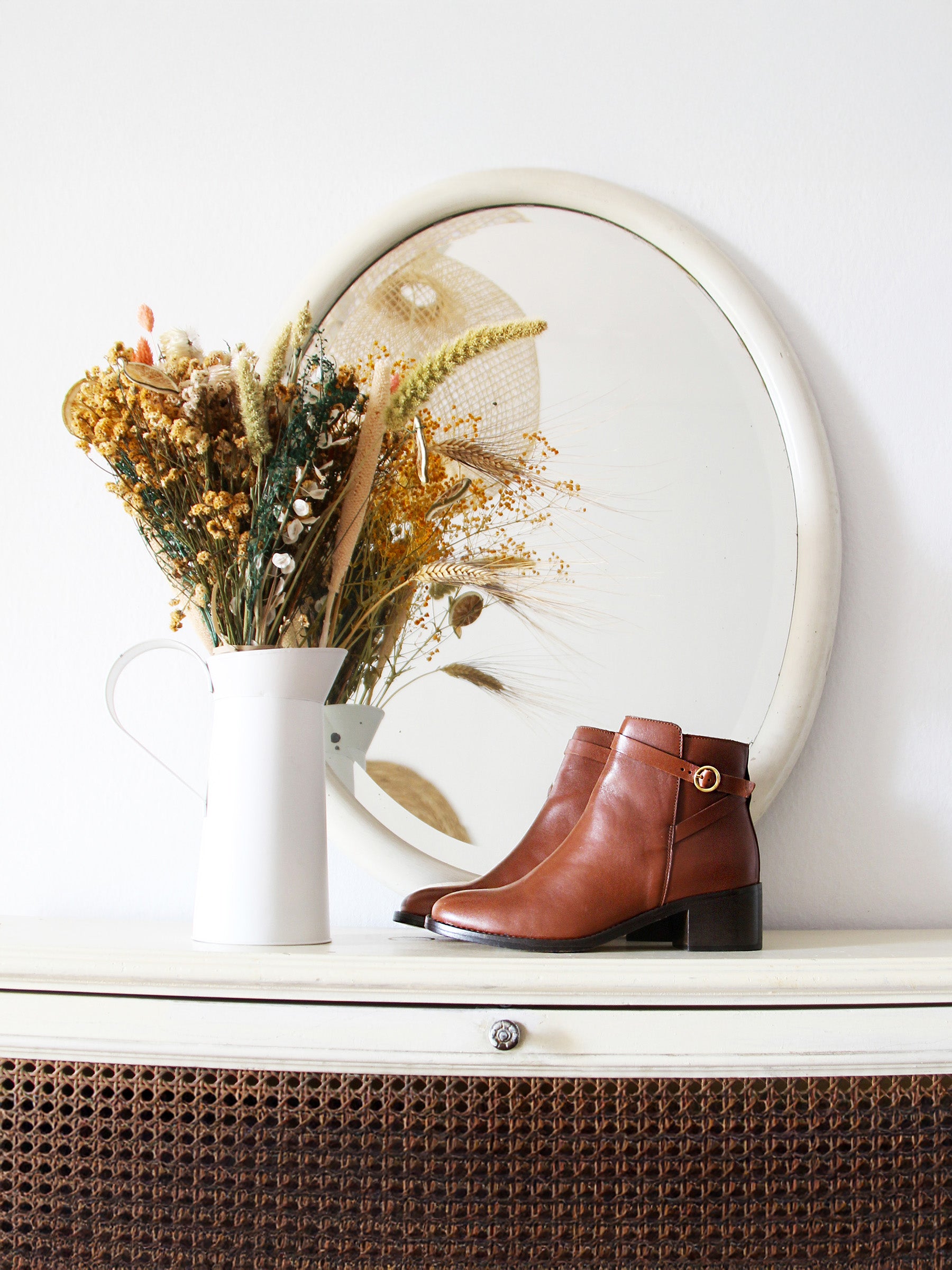 vue posée bottines cavalieres cuir camel jules jenn