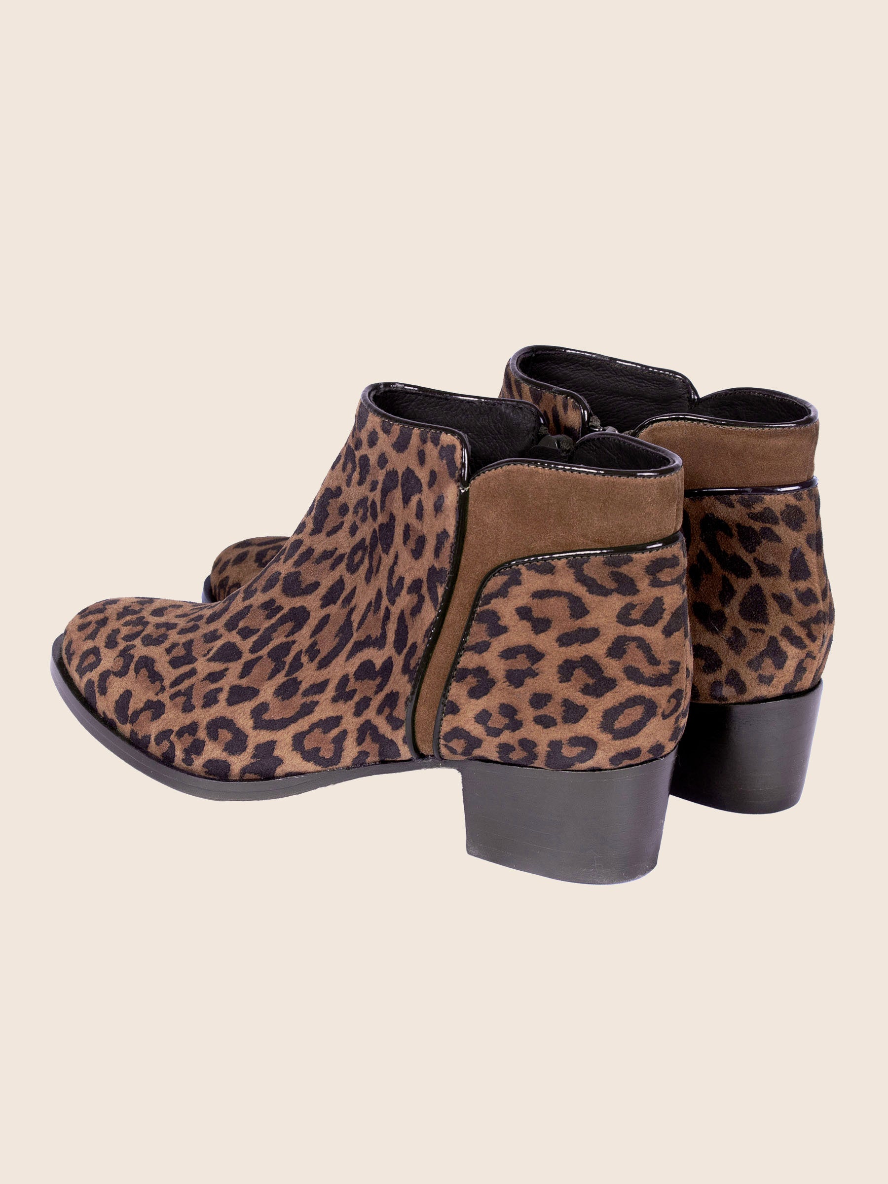 vue arriere bottines moyen talon cuir daim leopard jules jenn