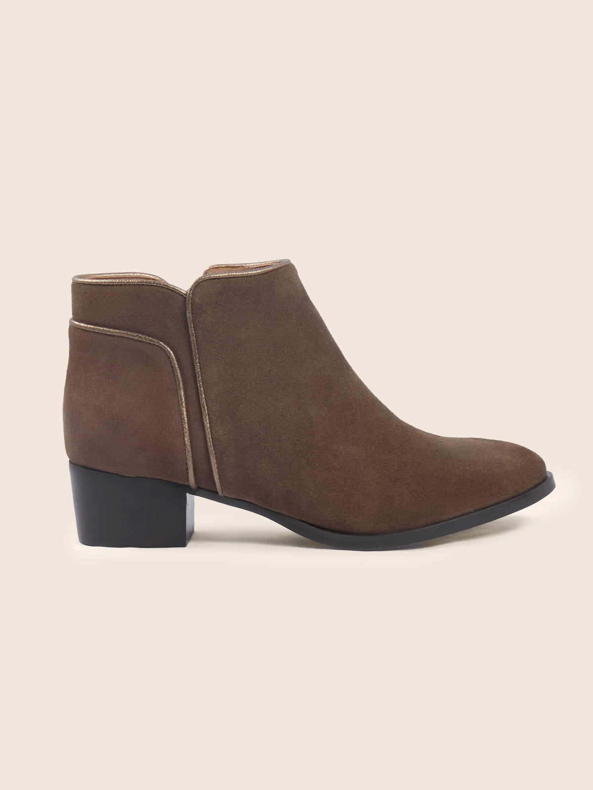 photo vue profil bottines moyen talon cuir daim marron jules jenn
