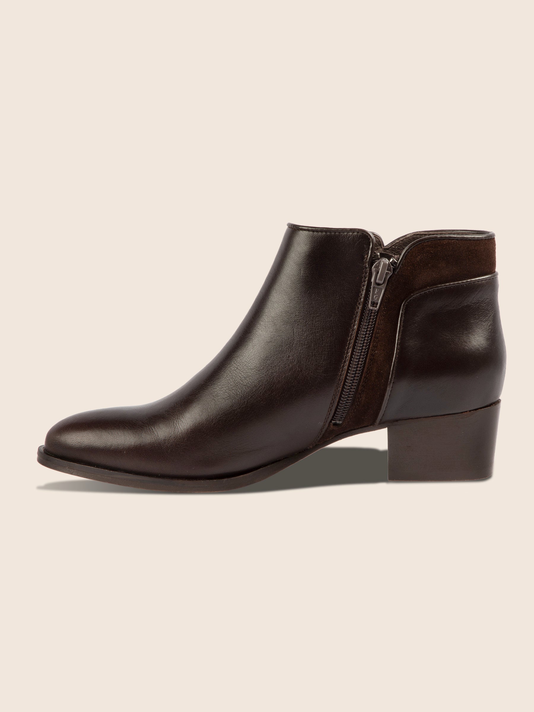 vue intérieur bottines moyen talon cuir marron jules jenn