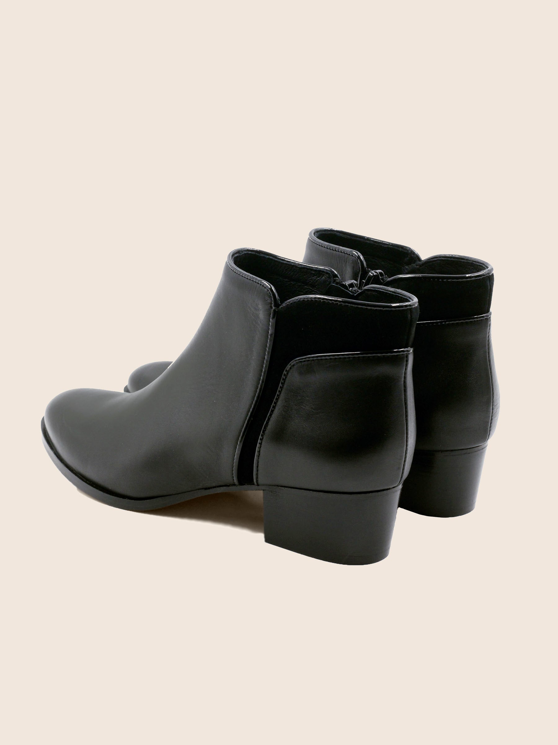 vue arrière bottines moyen talon cuir noir jules & jenn