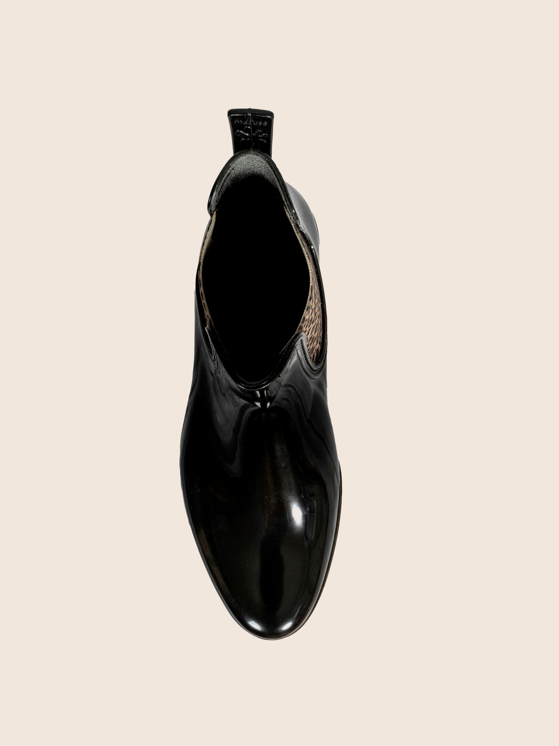 vue dessus bottines de pluie crantees noir leopard jules jenn
