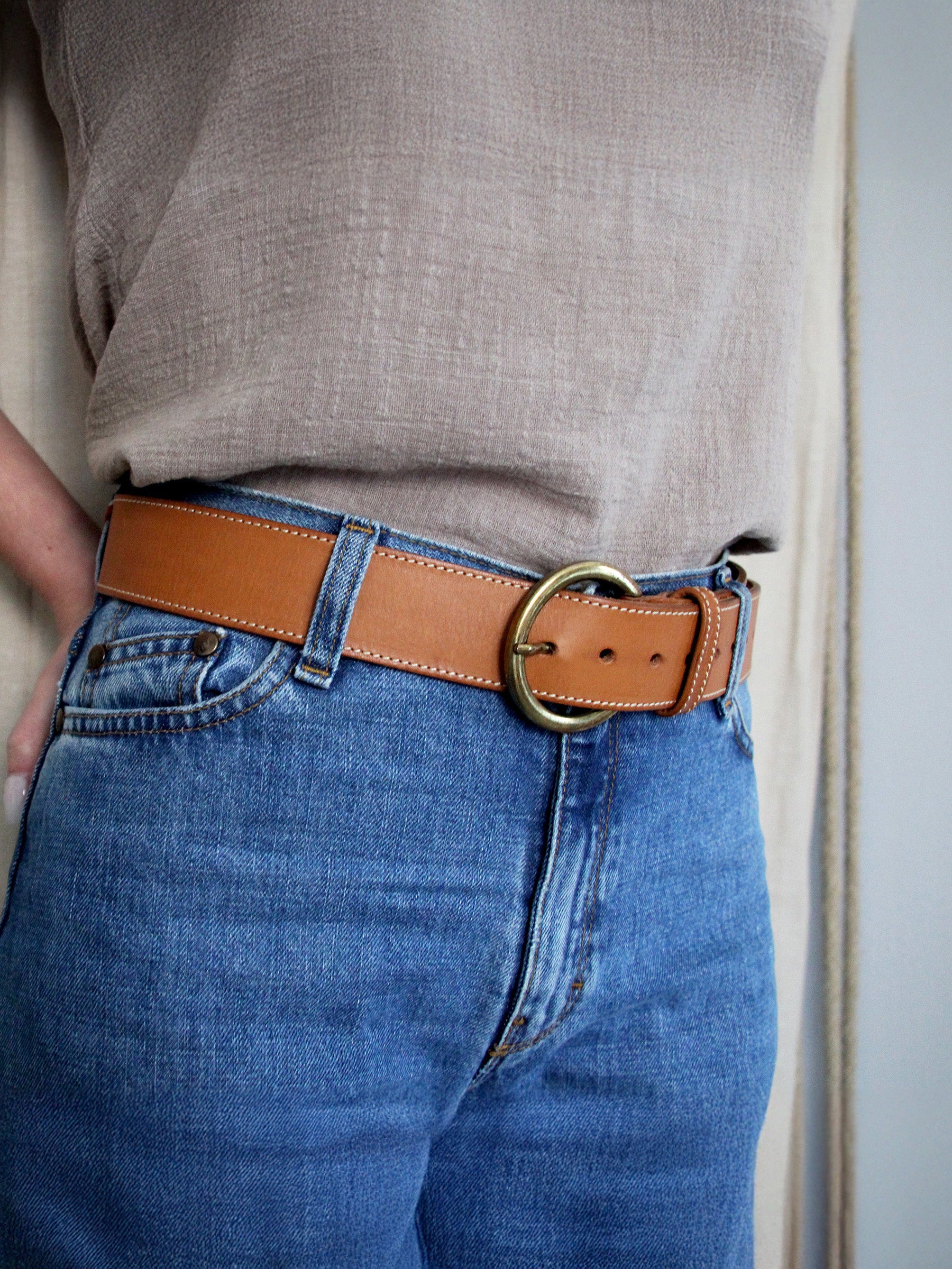 vue portée ceinture boheme cuir camel jules jenn