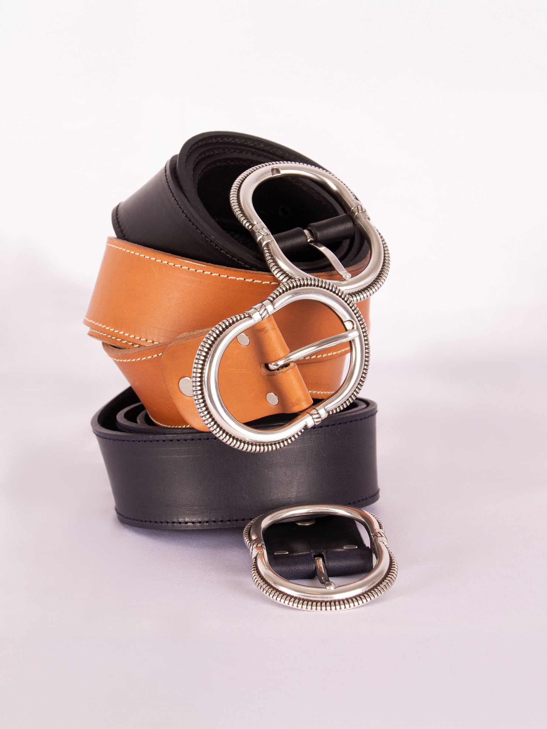 vue posée ceinture camargue cuir camel jules jenn