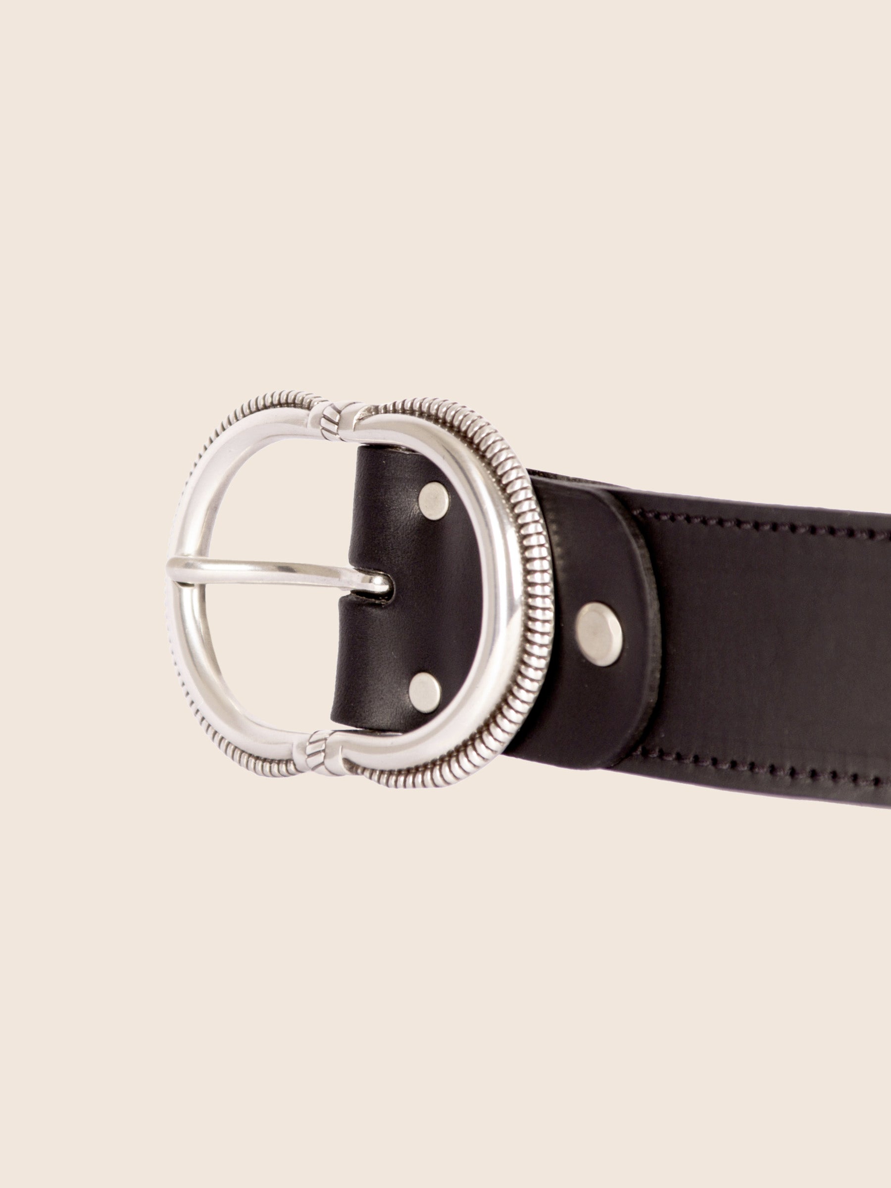 vue boucle ceinture camargue cuir noir jules jenn