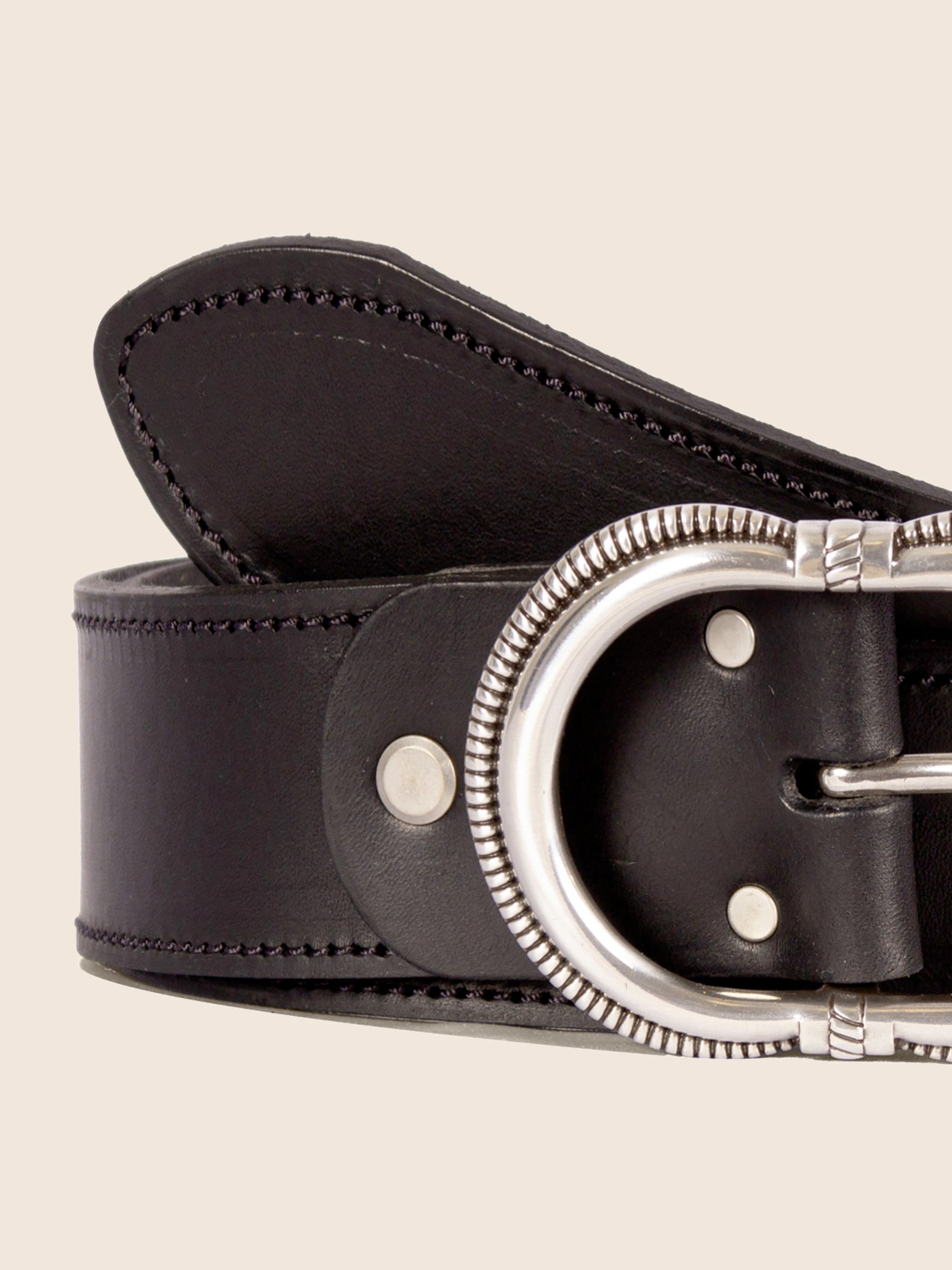 vue serree ceinture camargue cuir noir jules jenn