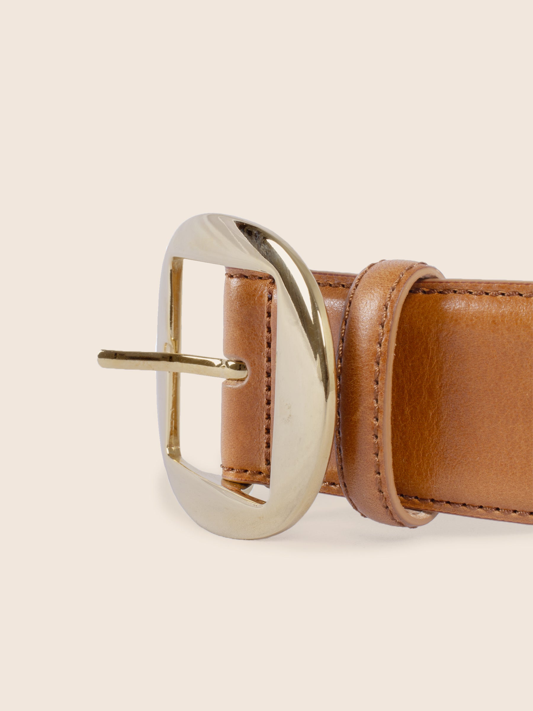 vue boucle ceinture cuir camel jules jenn