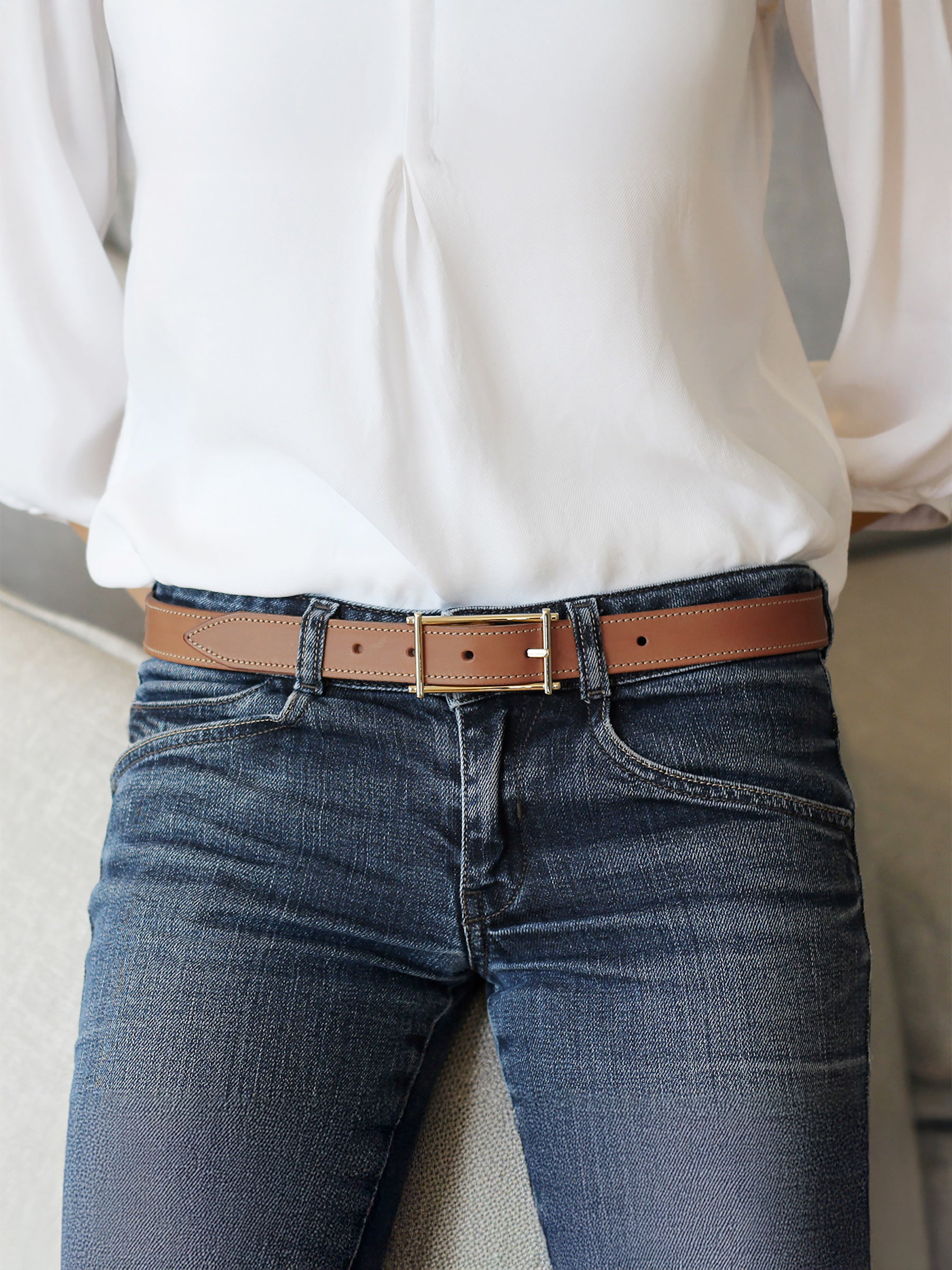 vue portée ceinture beige cuir mademoiselle