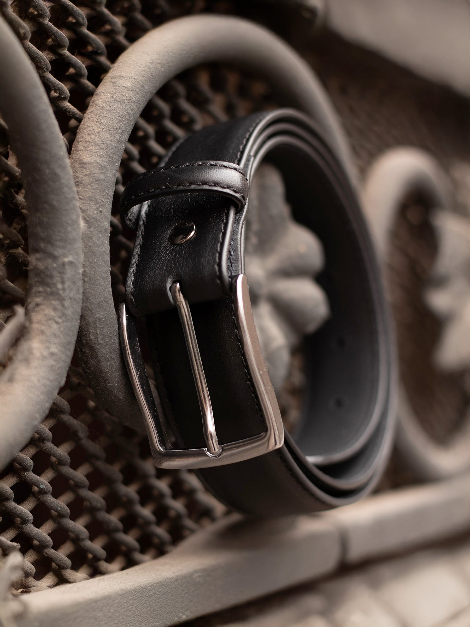 vue posée ceinture madrid cuir noir jules jenn