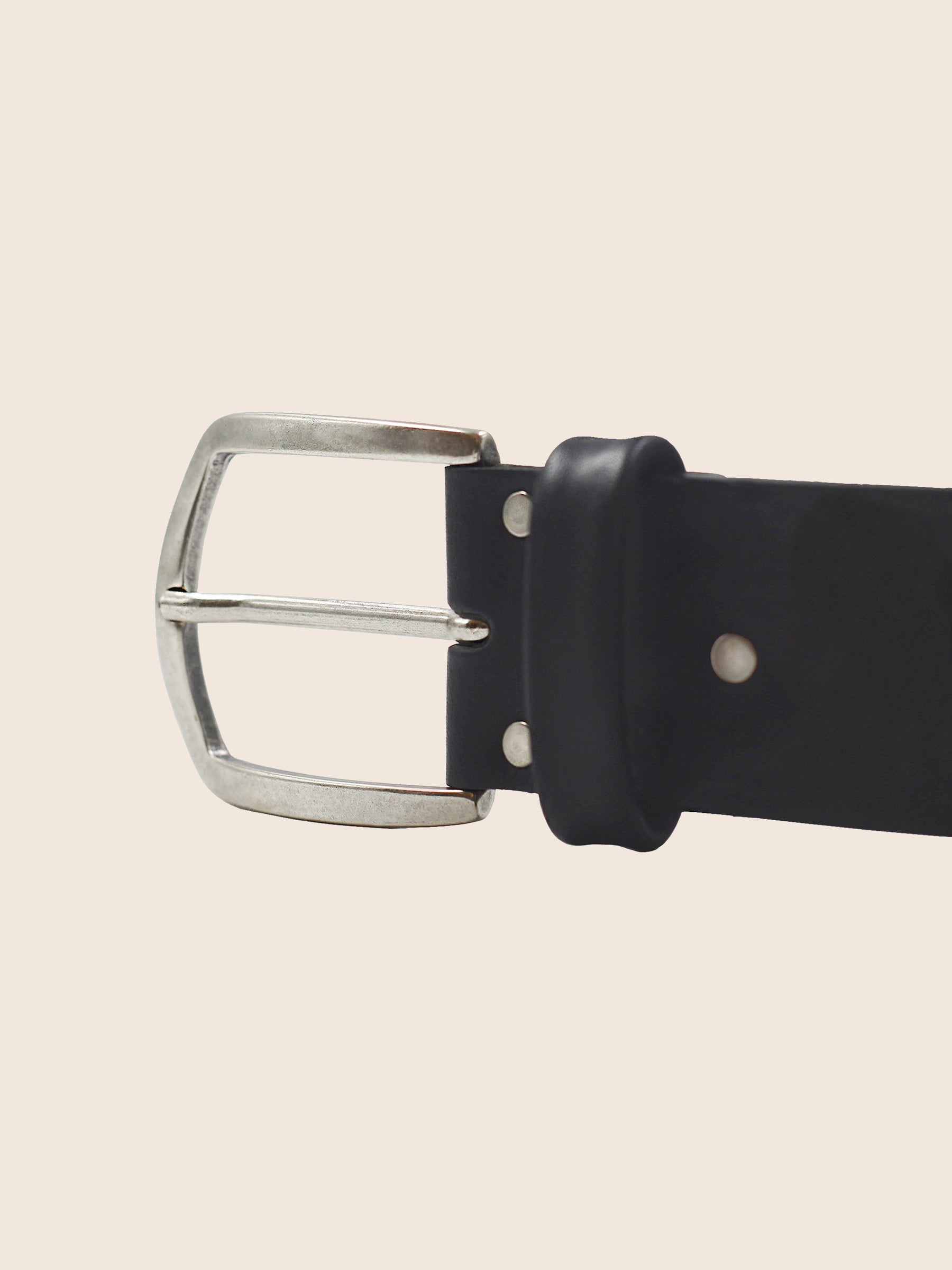 vue boucle Ceinture Paris cuir tannage végétal noir jules jenn