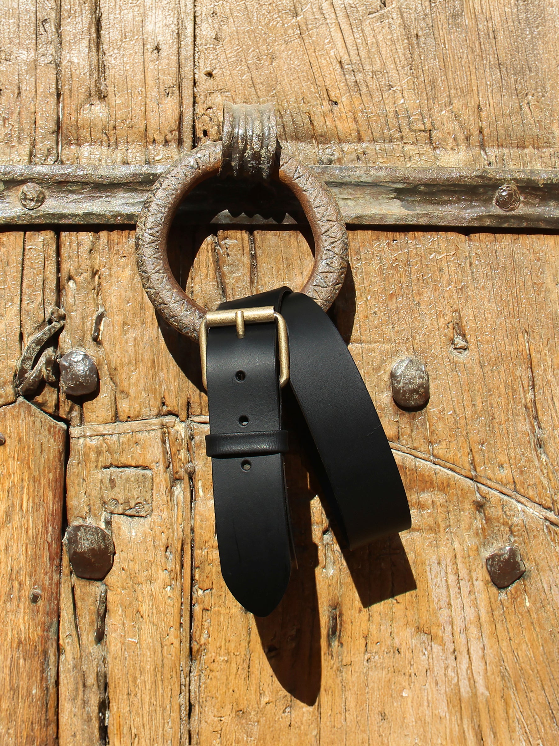 vue posée ceinture week-end cuir noir jules jenn