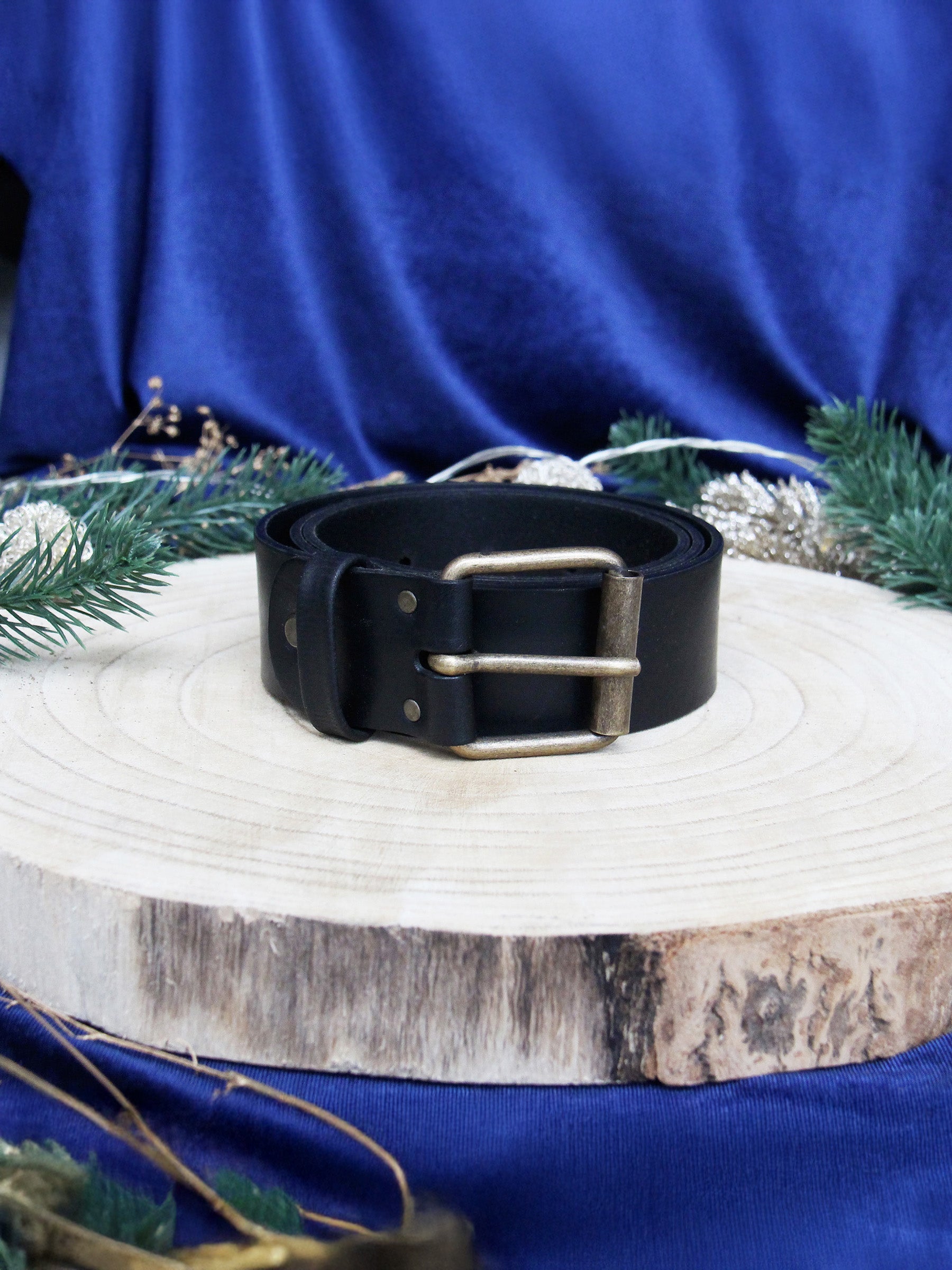 vue posée ceinture week-end cuir noir jules jenn