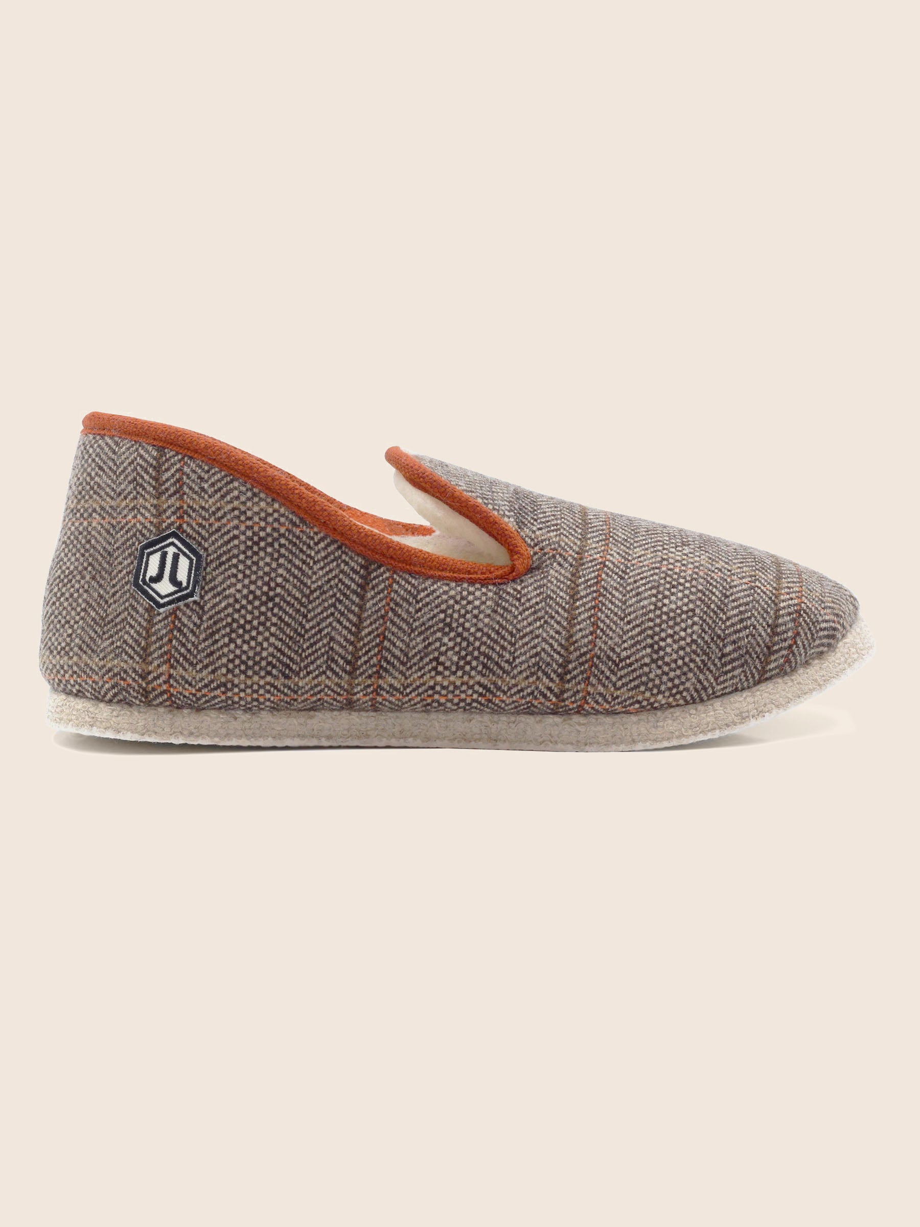 vue extérieure charentaises marron orange jules jenn