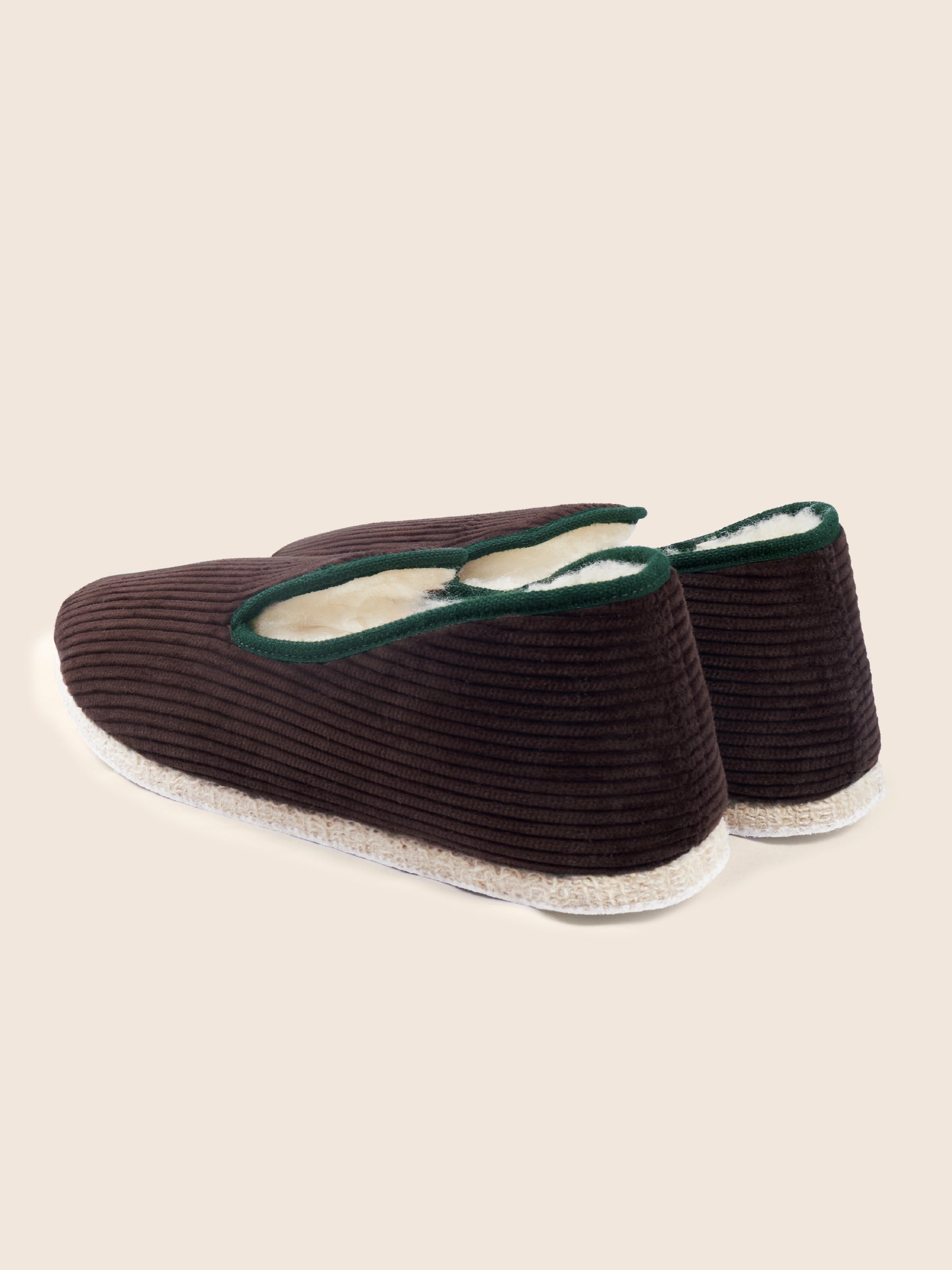 vue arriere charentaises velours cotele marron vert jules & jenn
