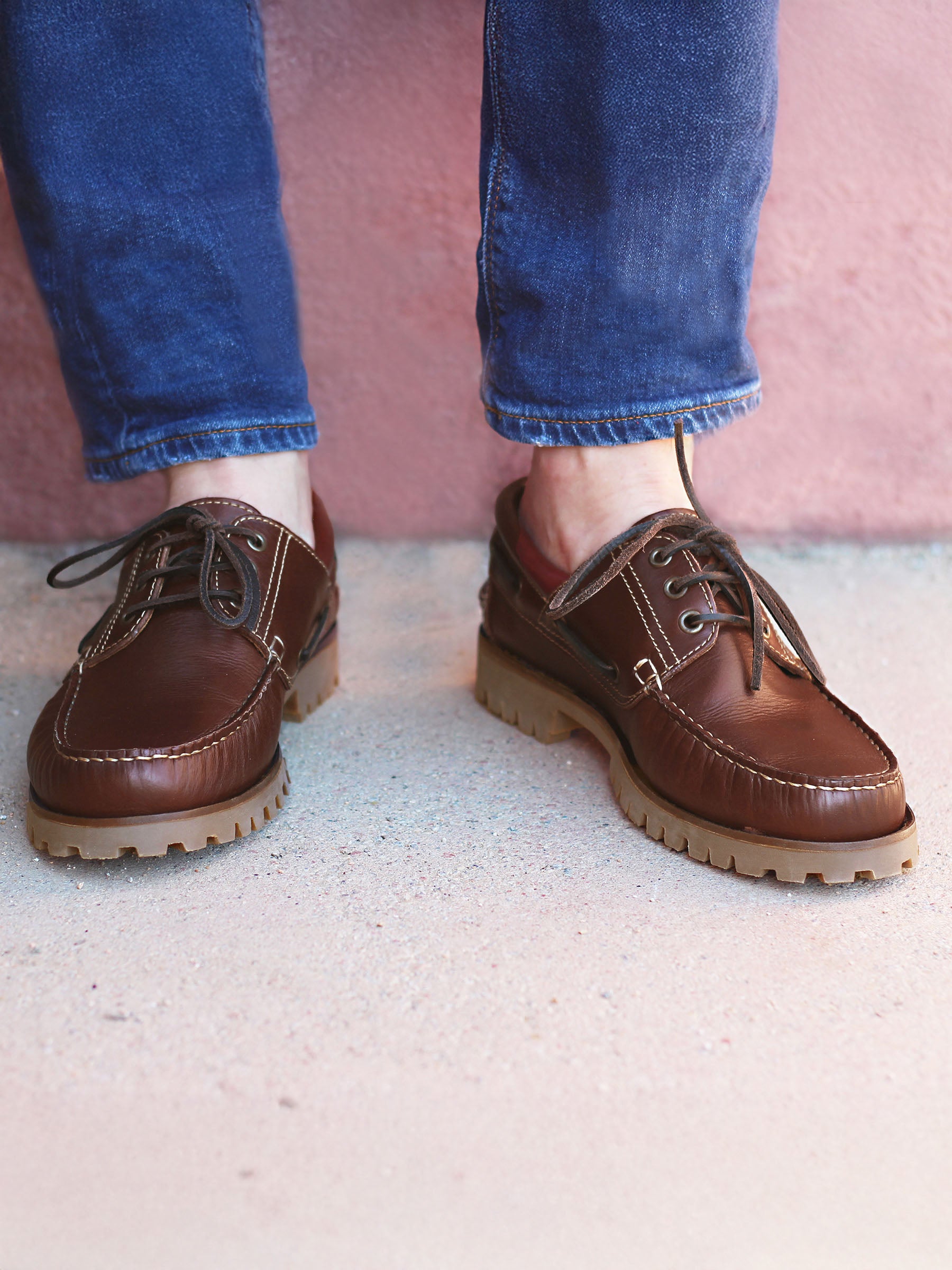 Chaussures bateau crampons marron
