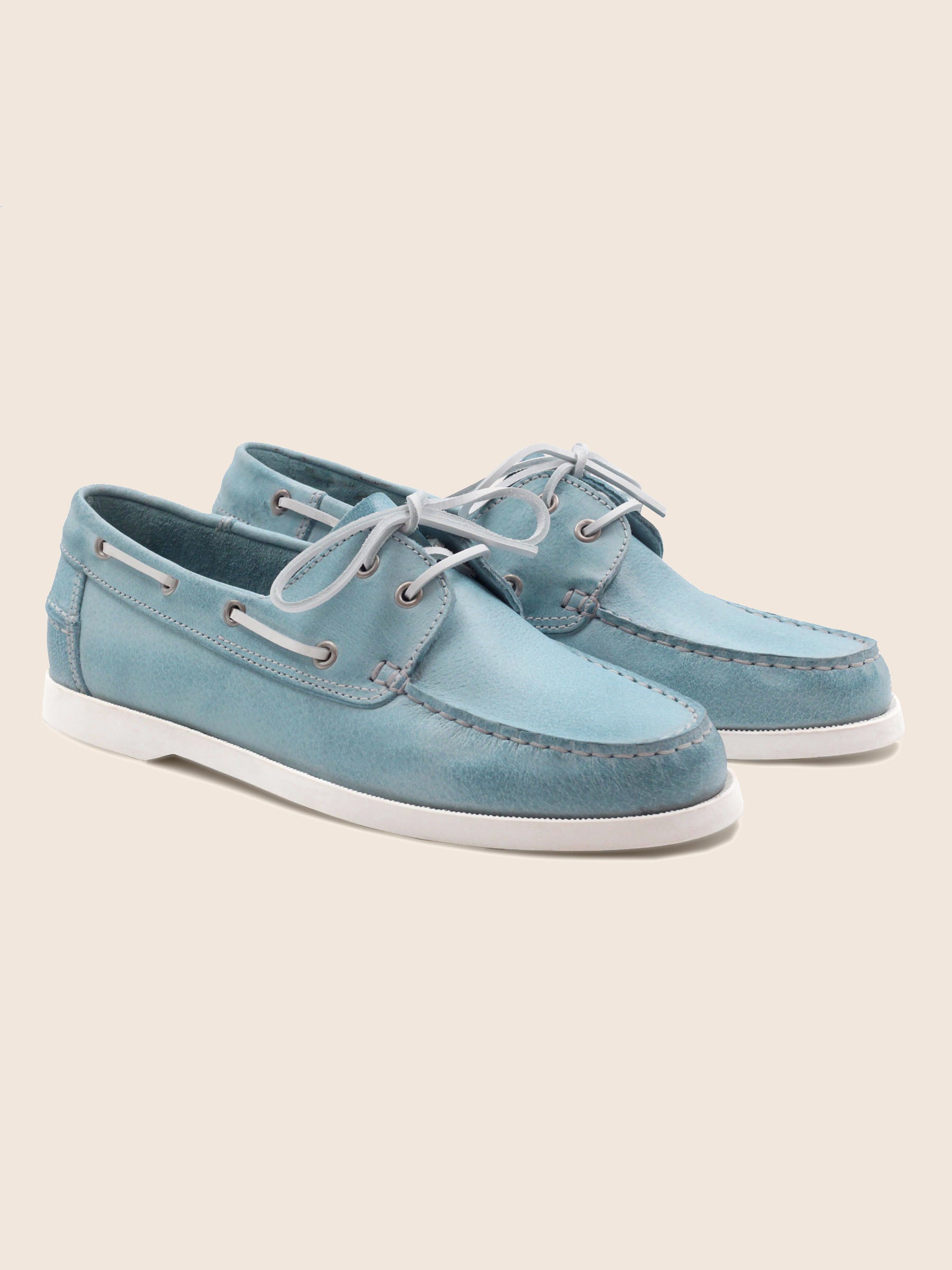 Chaussures bateau cuir bleu clair