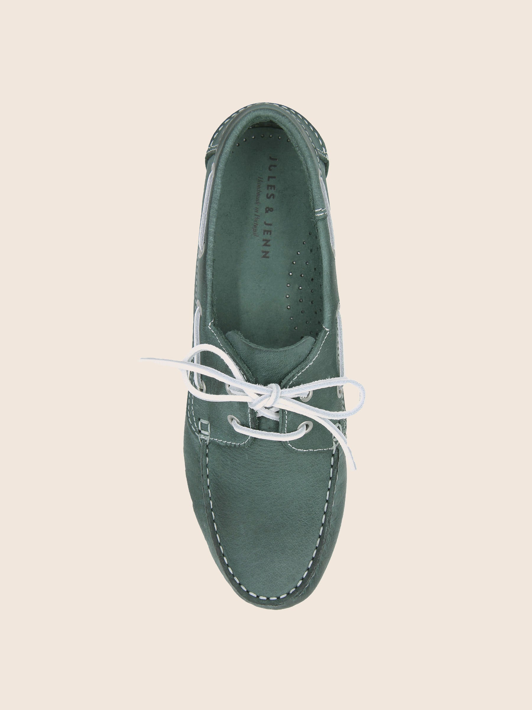 vue dessus chaussures bateau cuir vert jules jenn