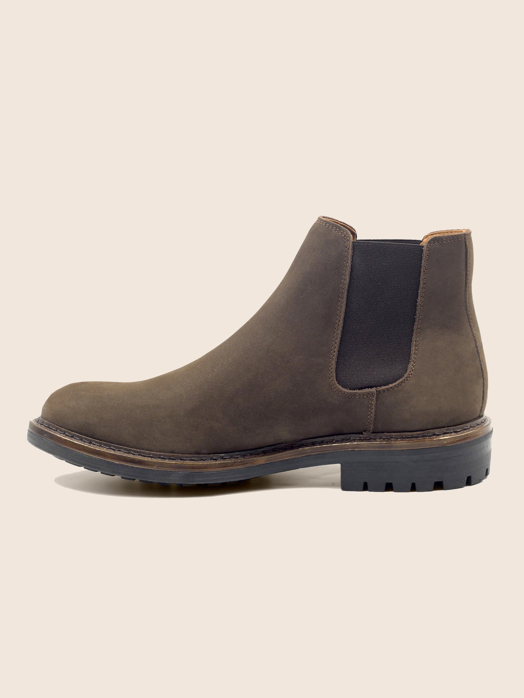vue interieur chelsea boots basses cuir nubuck marron jules jenn
