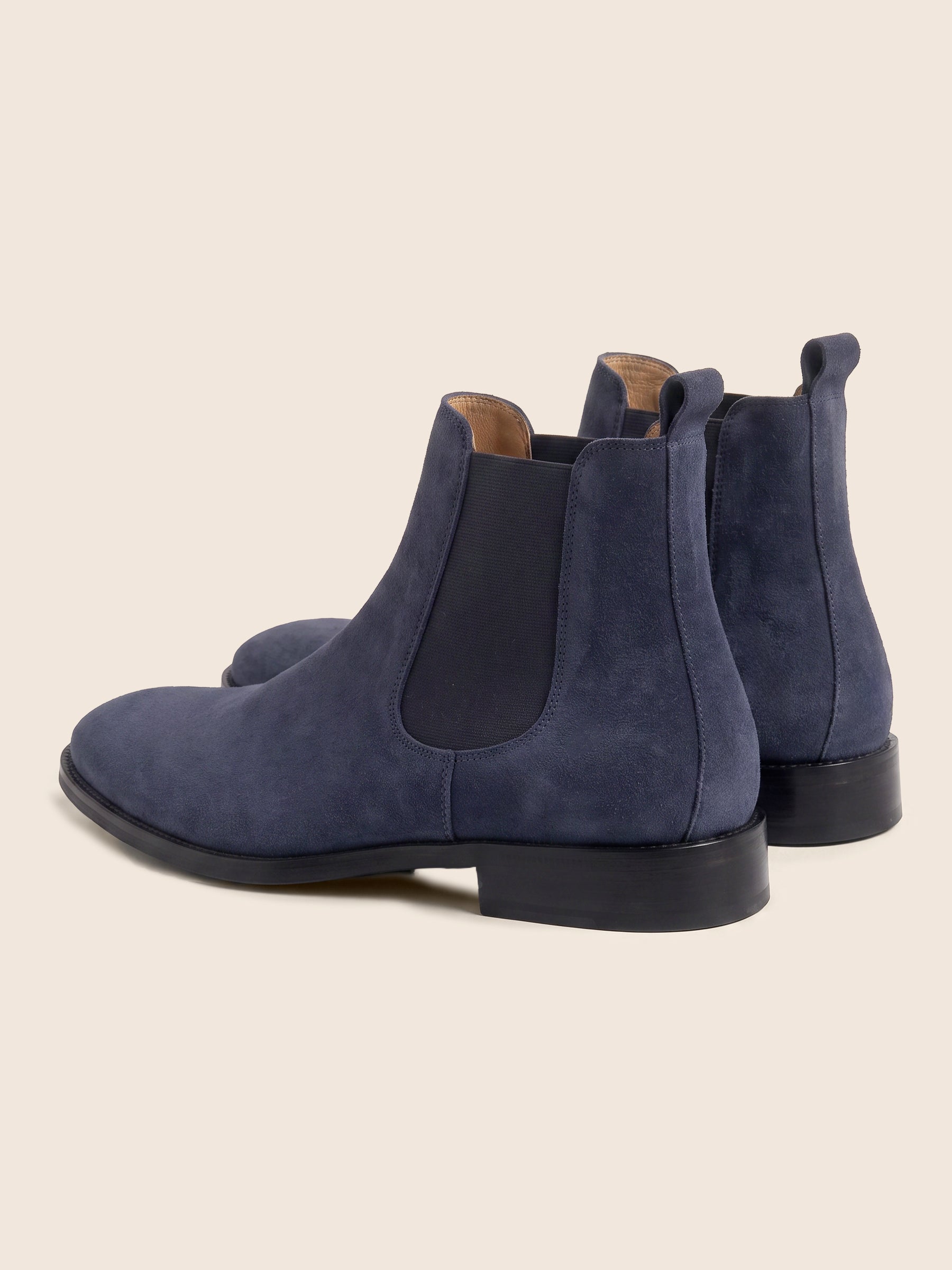 photo vue arriere chelsea boots martin cuir daim bleu jules jenn