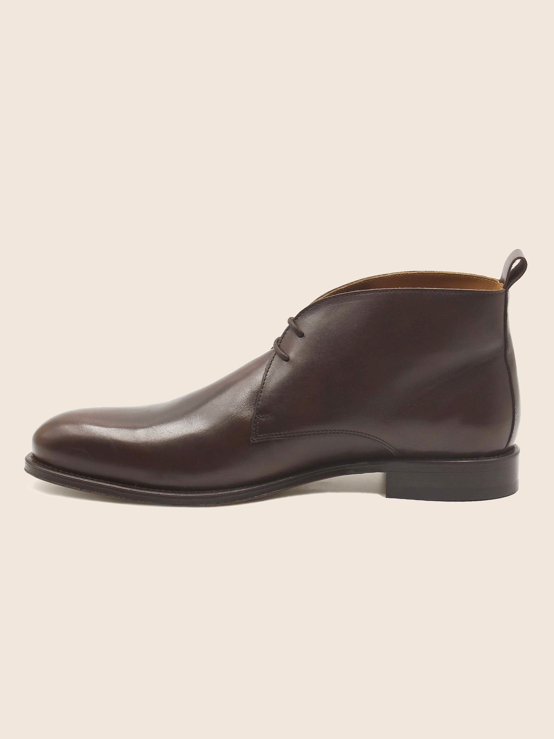 vue interieure desert boots cuir marron jules jenn