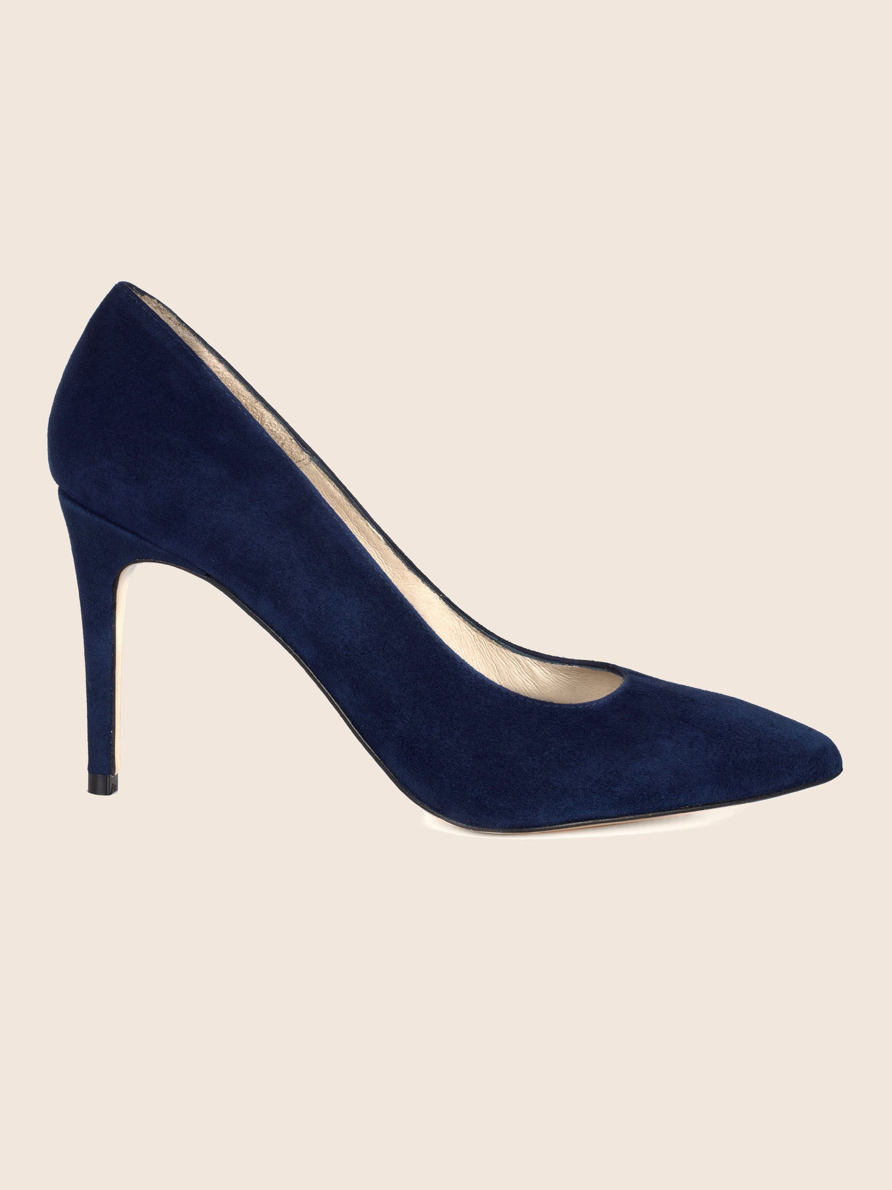 vue poséee escarpin cuir daim bleu fabrique en Espagne