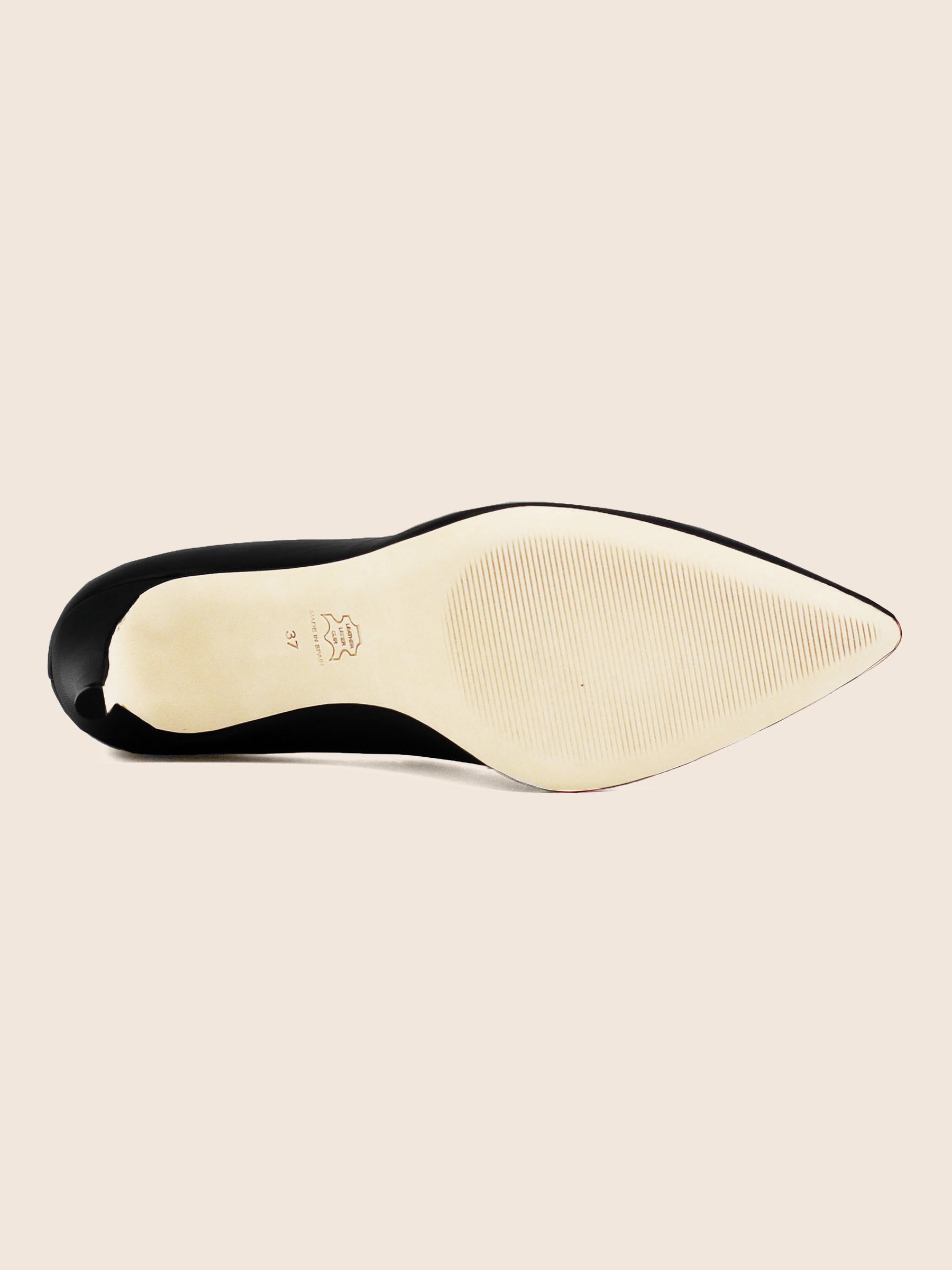 vue interieur escarpins classiques cuir noir jules & jenn