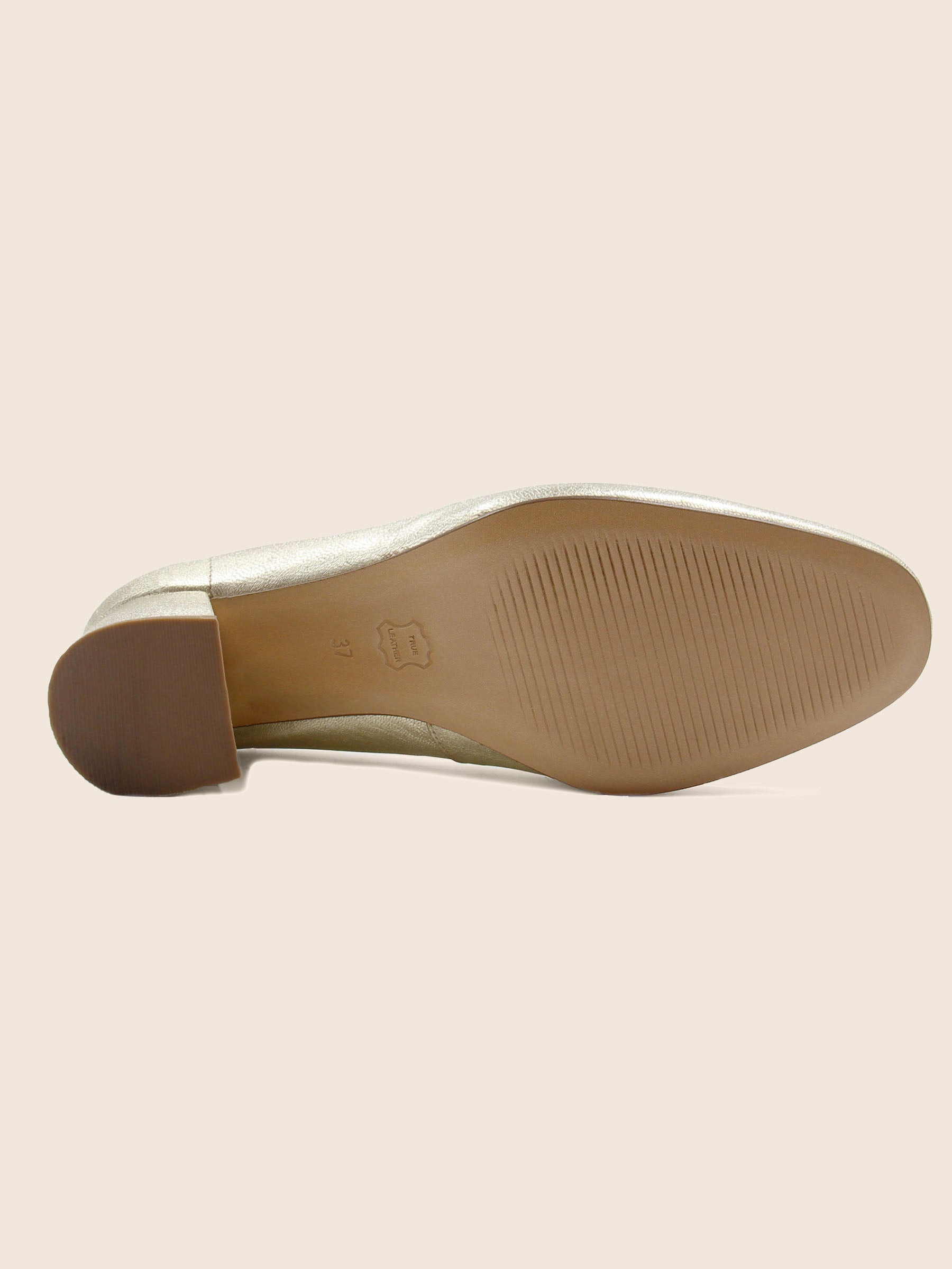 vue dessous escarpins retro cuir metallise dore jules jenn