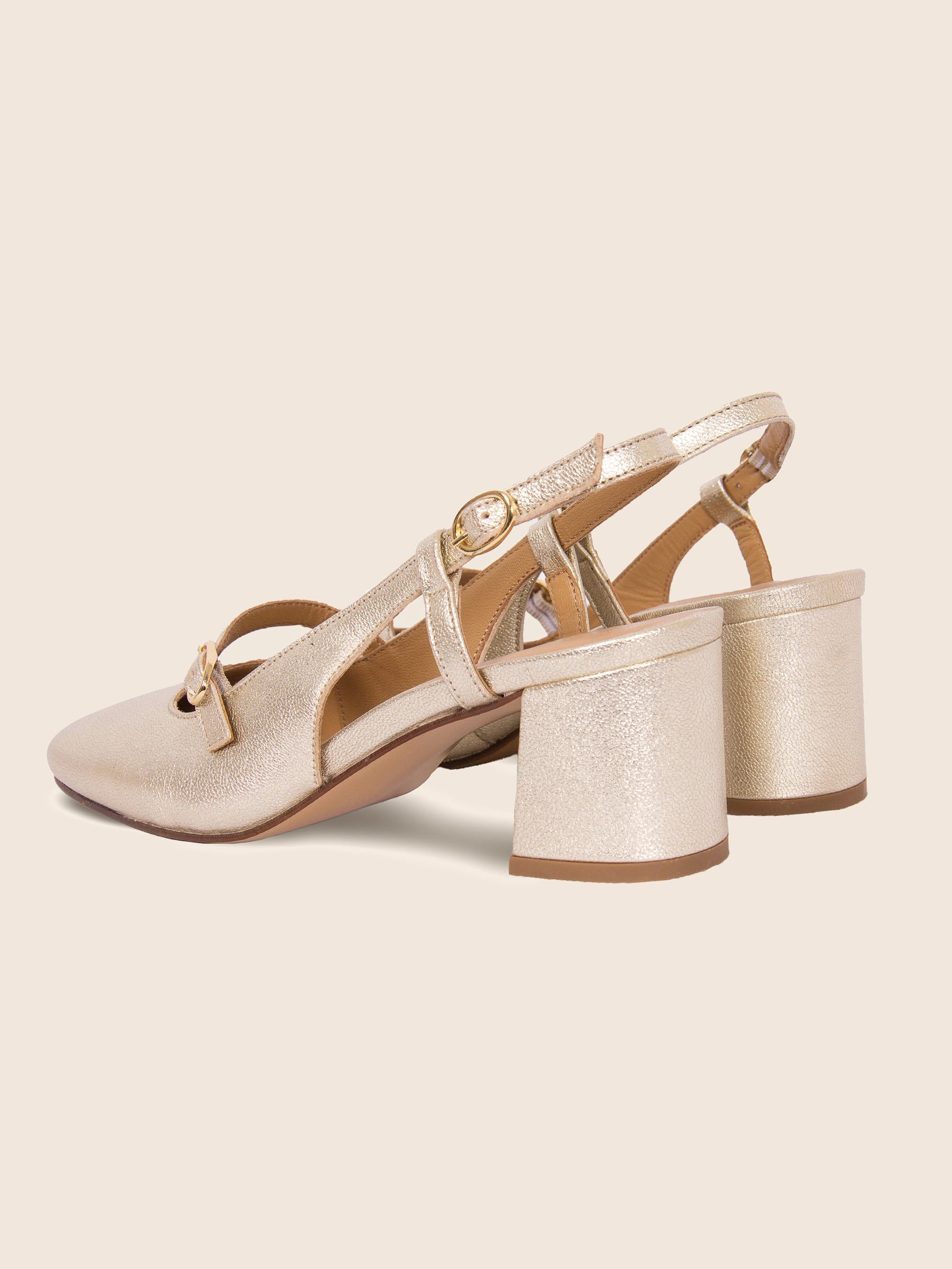 vue arriere escarpins slingback cuir dore jules jenn