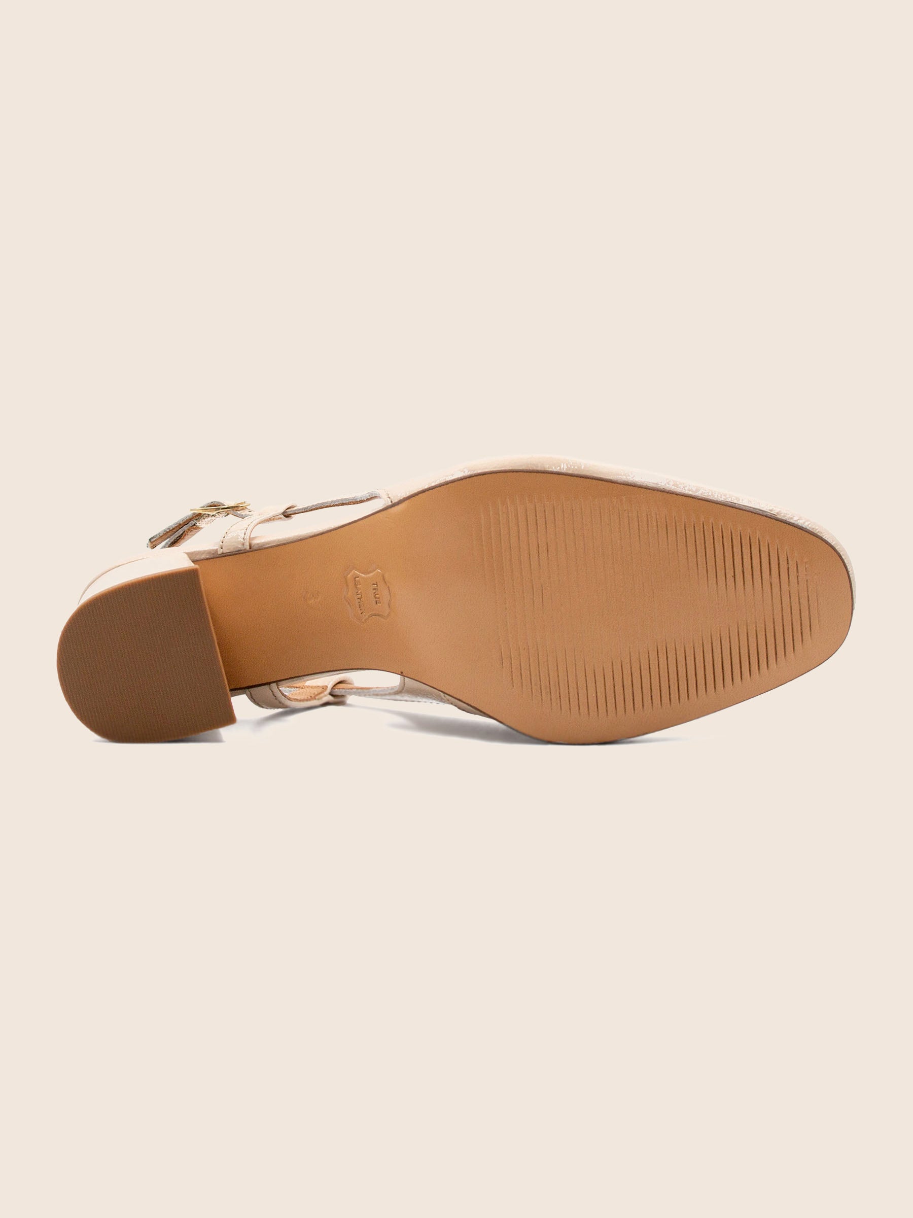 vue semelle escarpins slingback cuir vernis creme jules jenn