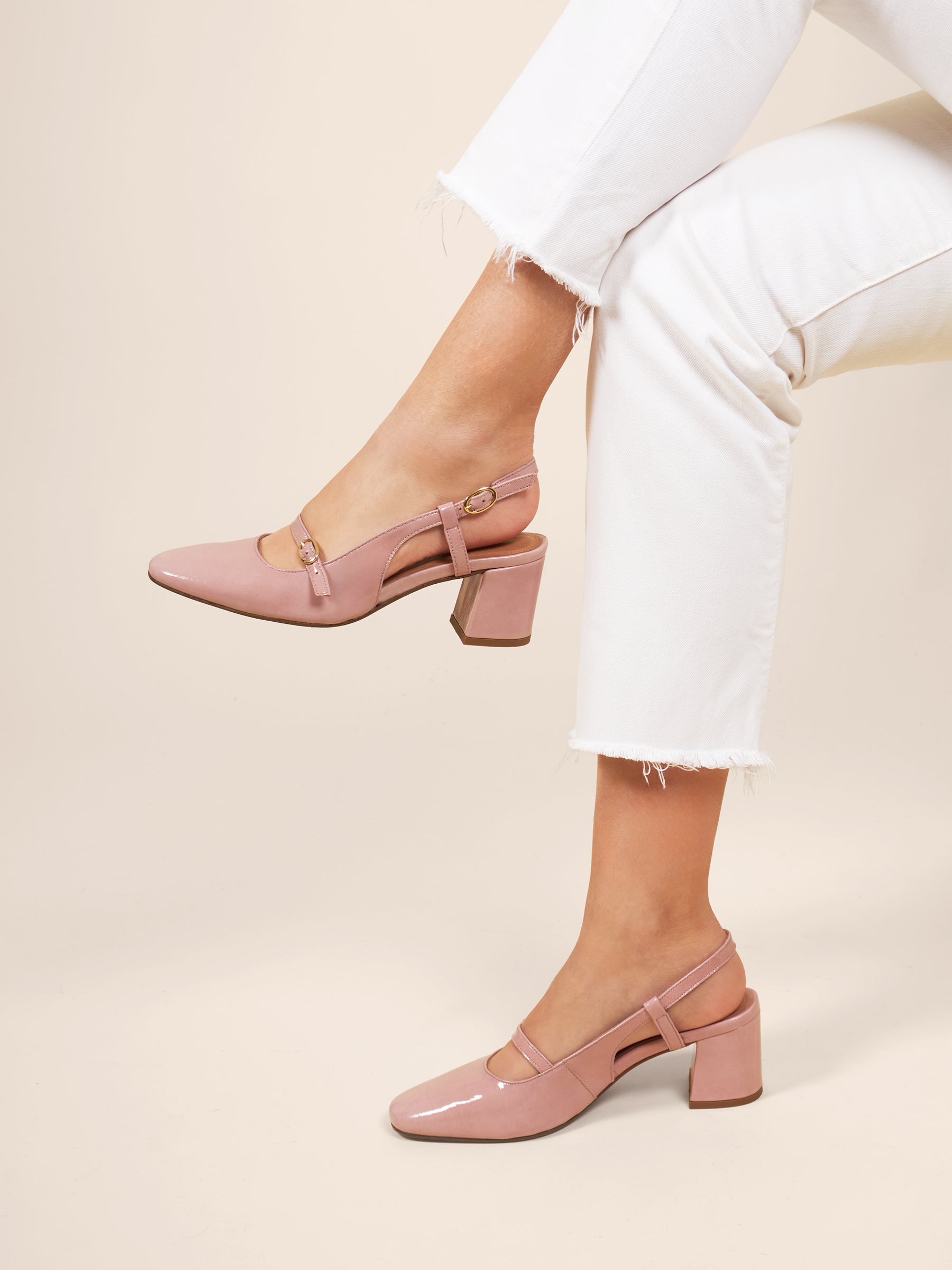 photo vue portée escarpins slingback cuir vernis rose jules & jenn 2