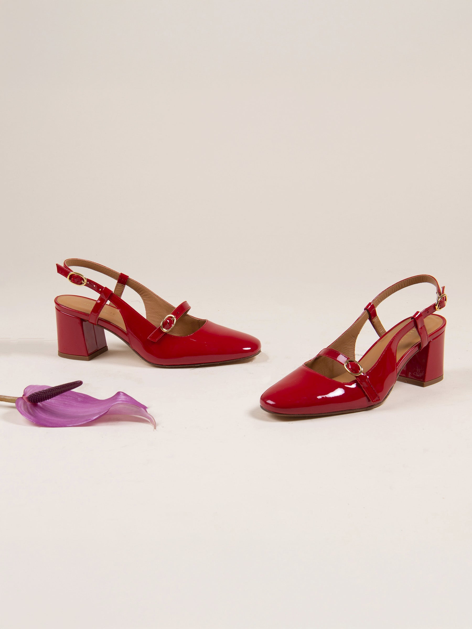 vue posée escarpins slingback cuir vernis rouge jules & jenn