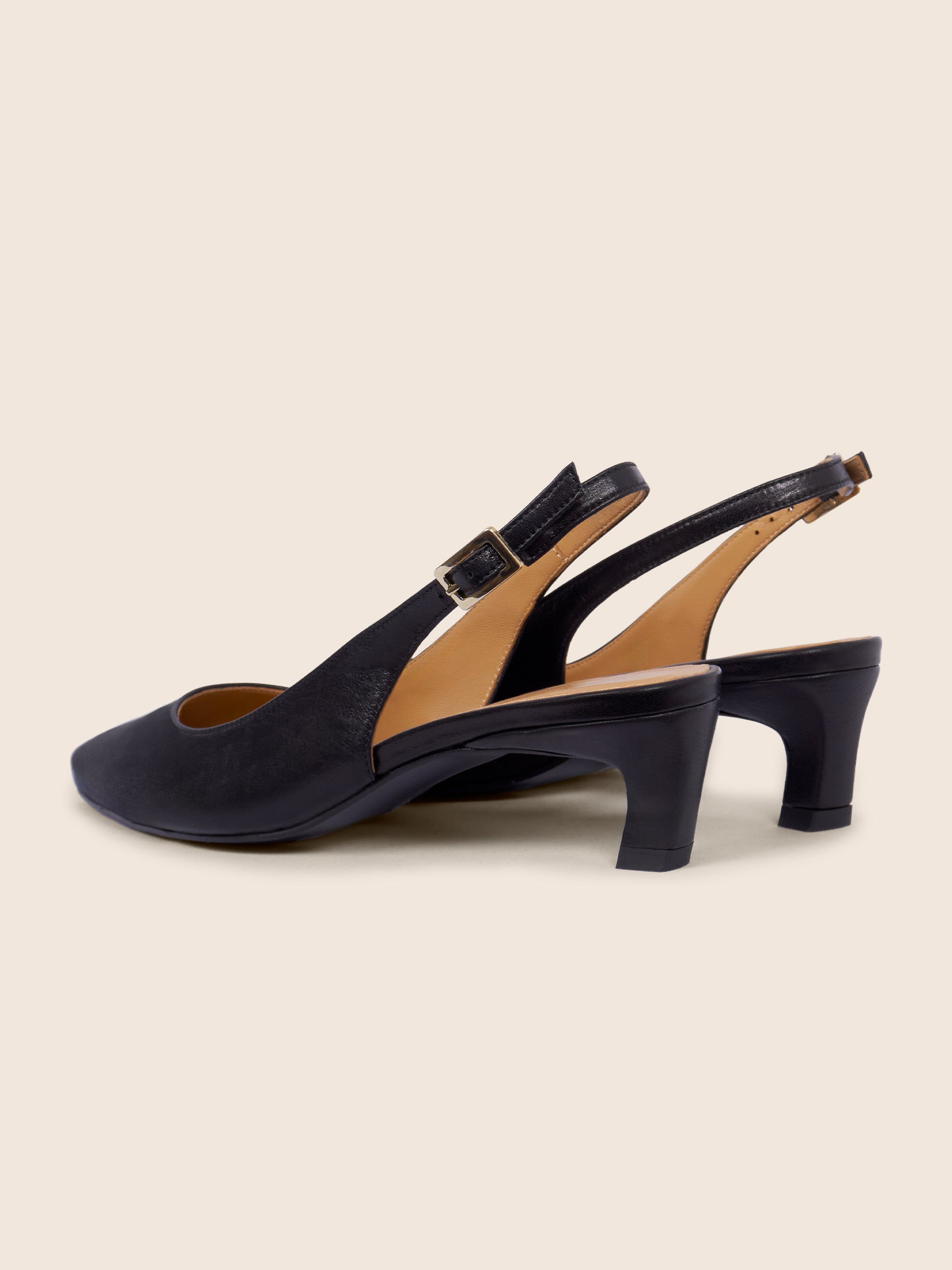 photo vue arrière escarpins slingback petit talon cuir noir jules & jenn