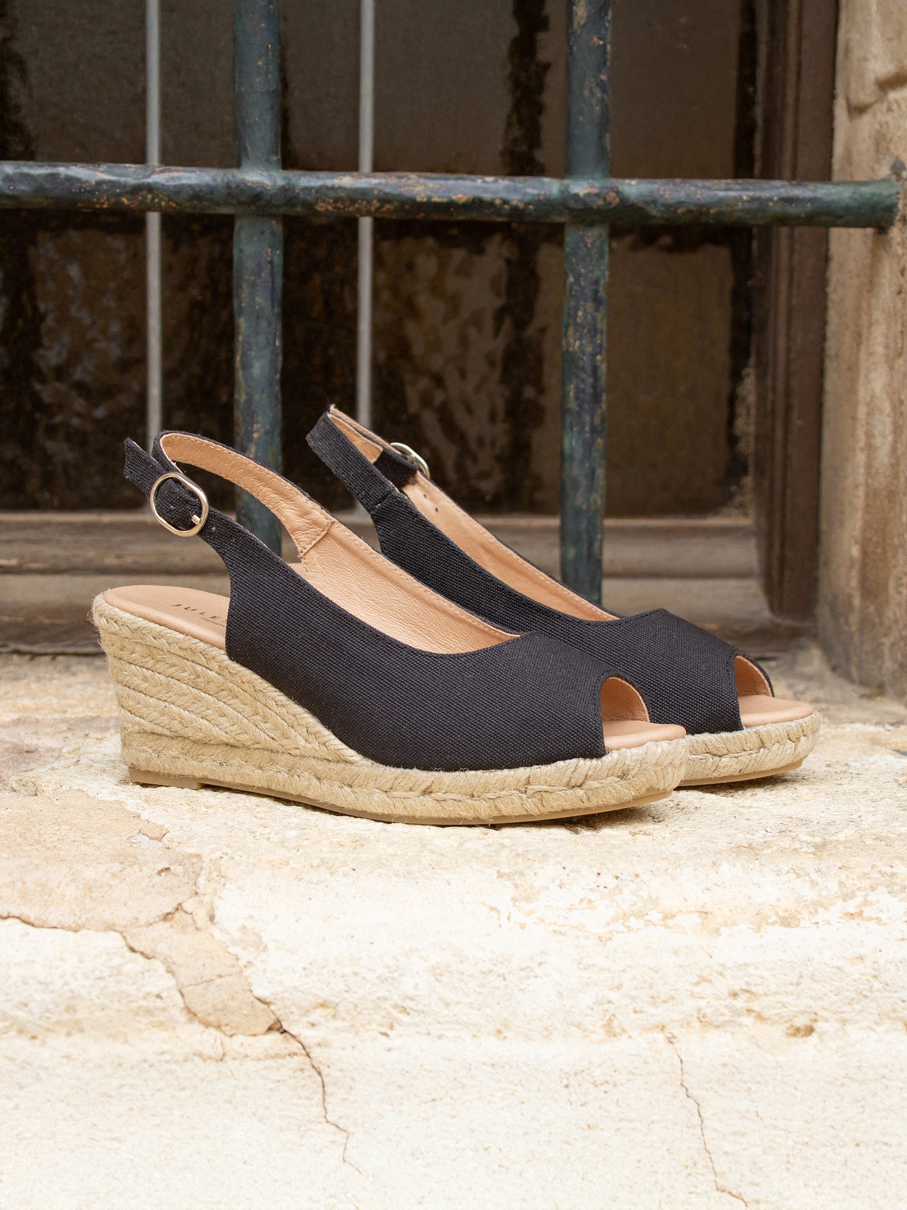 vue posée espadrilles slingback toile recyclee noir jules jenn