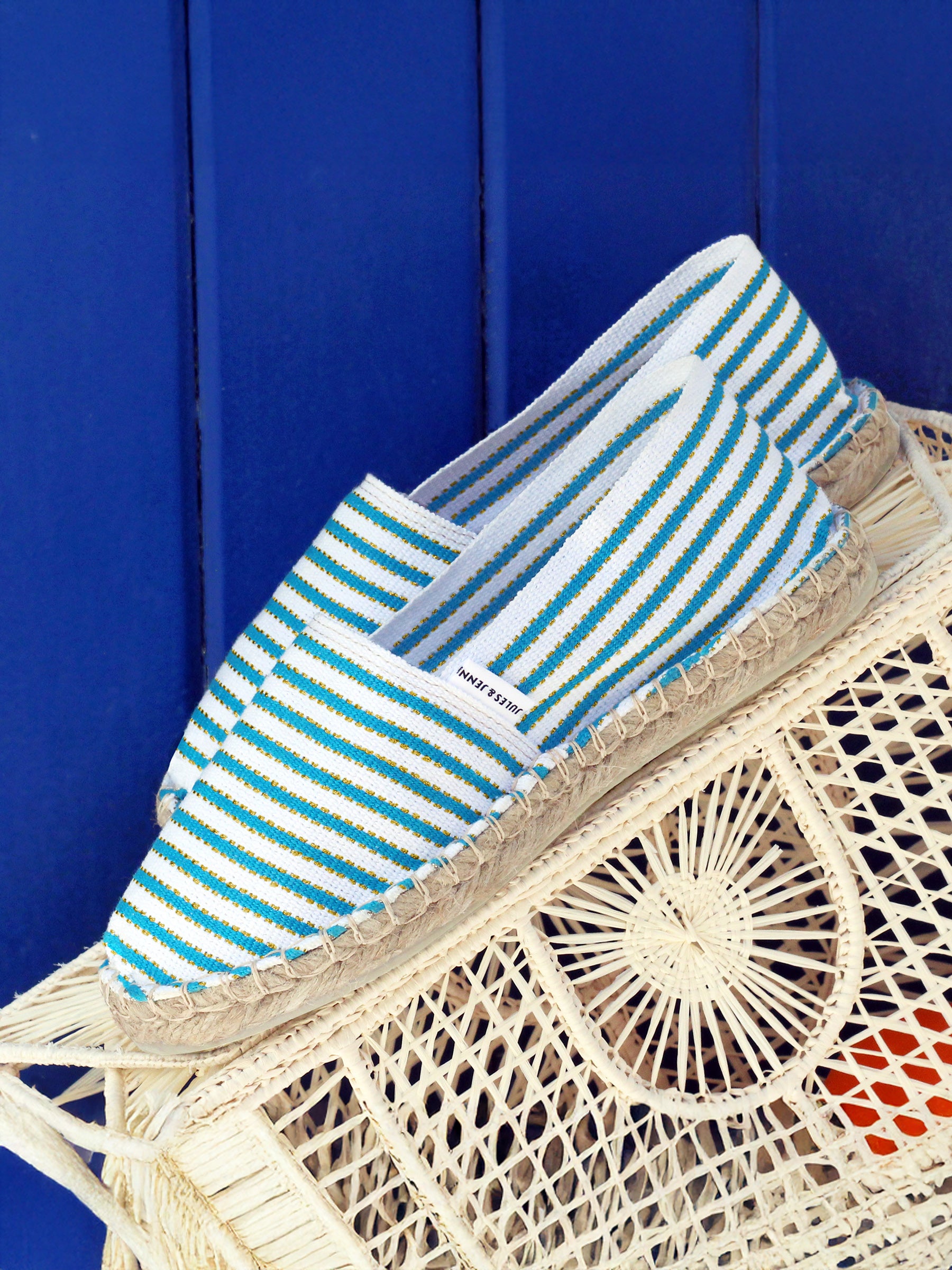 vue posée espadrilles toile coton turquoise dore jules & jenn