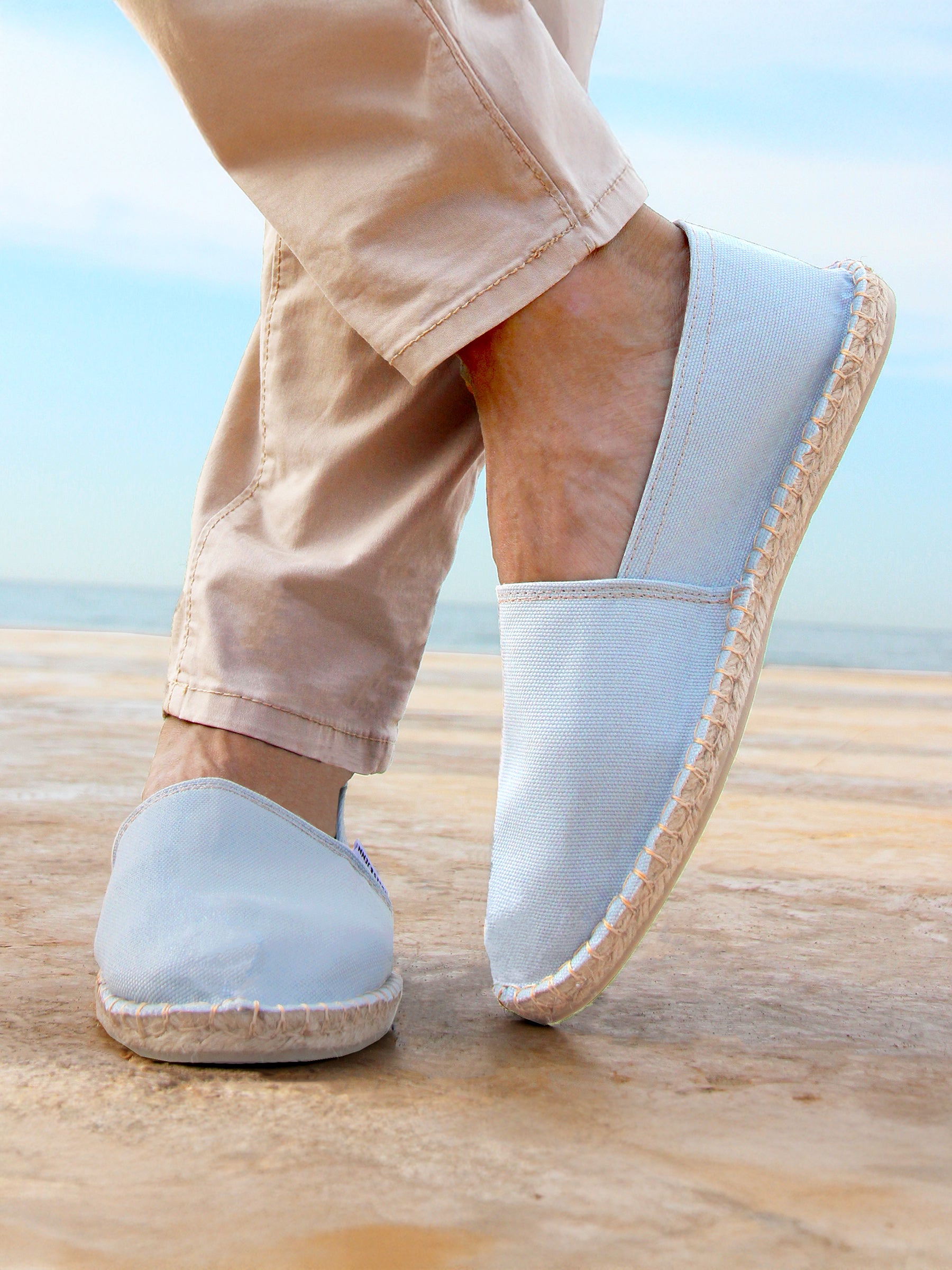 vue portée espadrilles toile coton recycle bleu clair jules & jenn