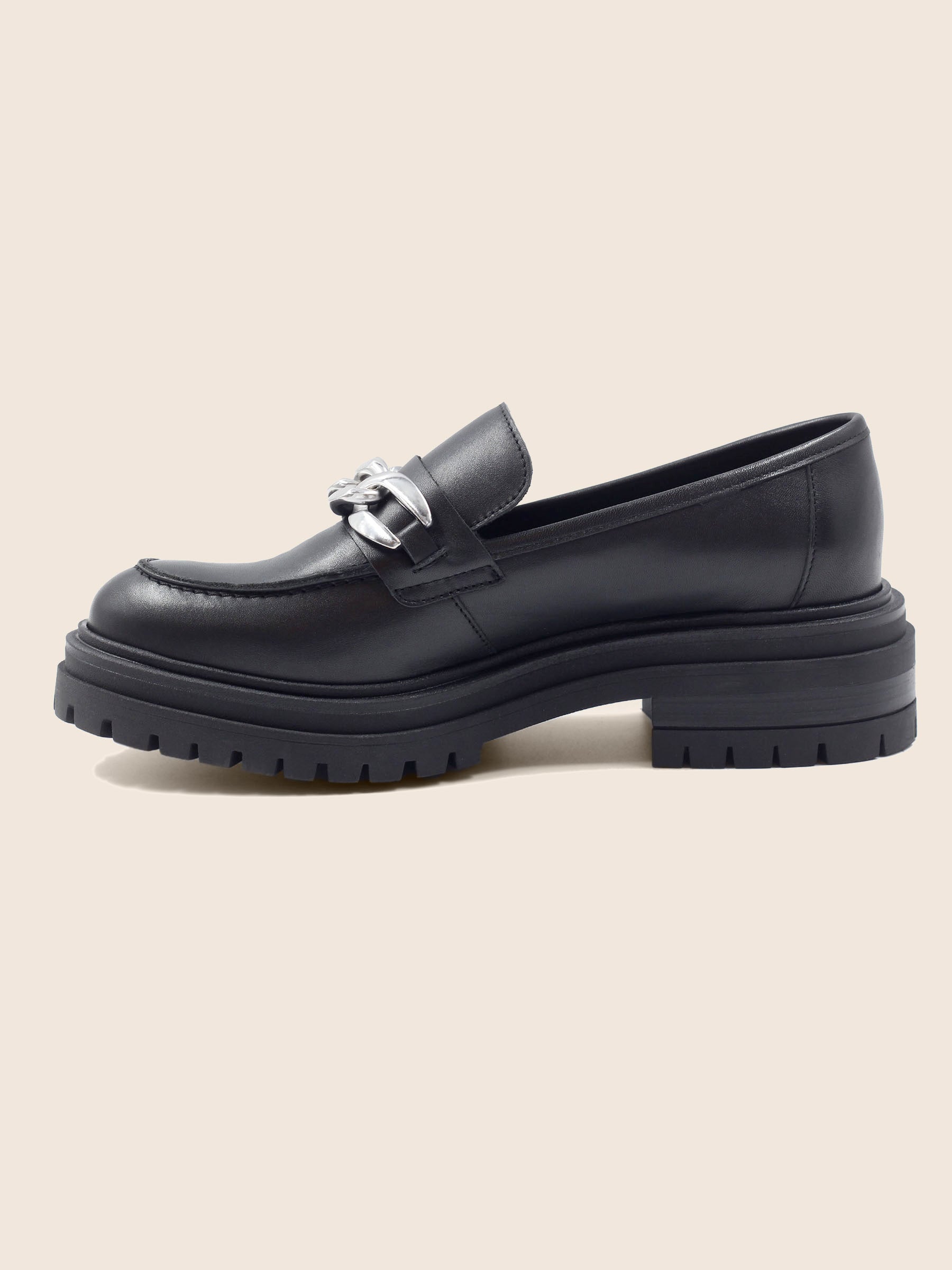 vue interieur mocassins crantes cuir noir jules & jenn