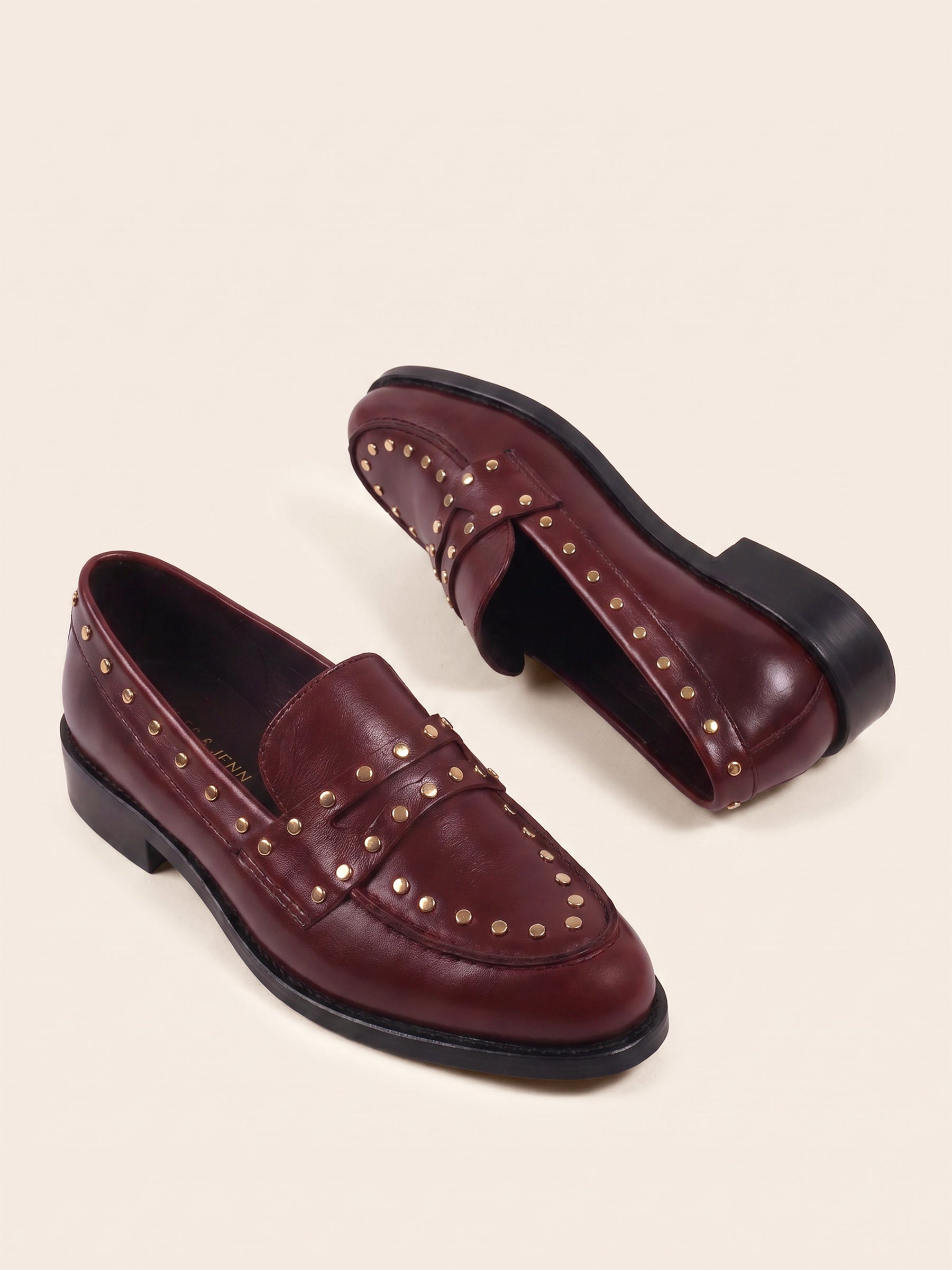photo vue portée mocassins cuir cloute bordeaux jules jenn