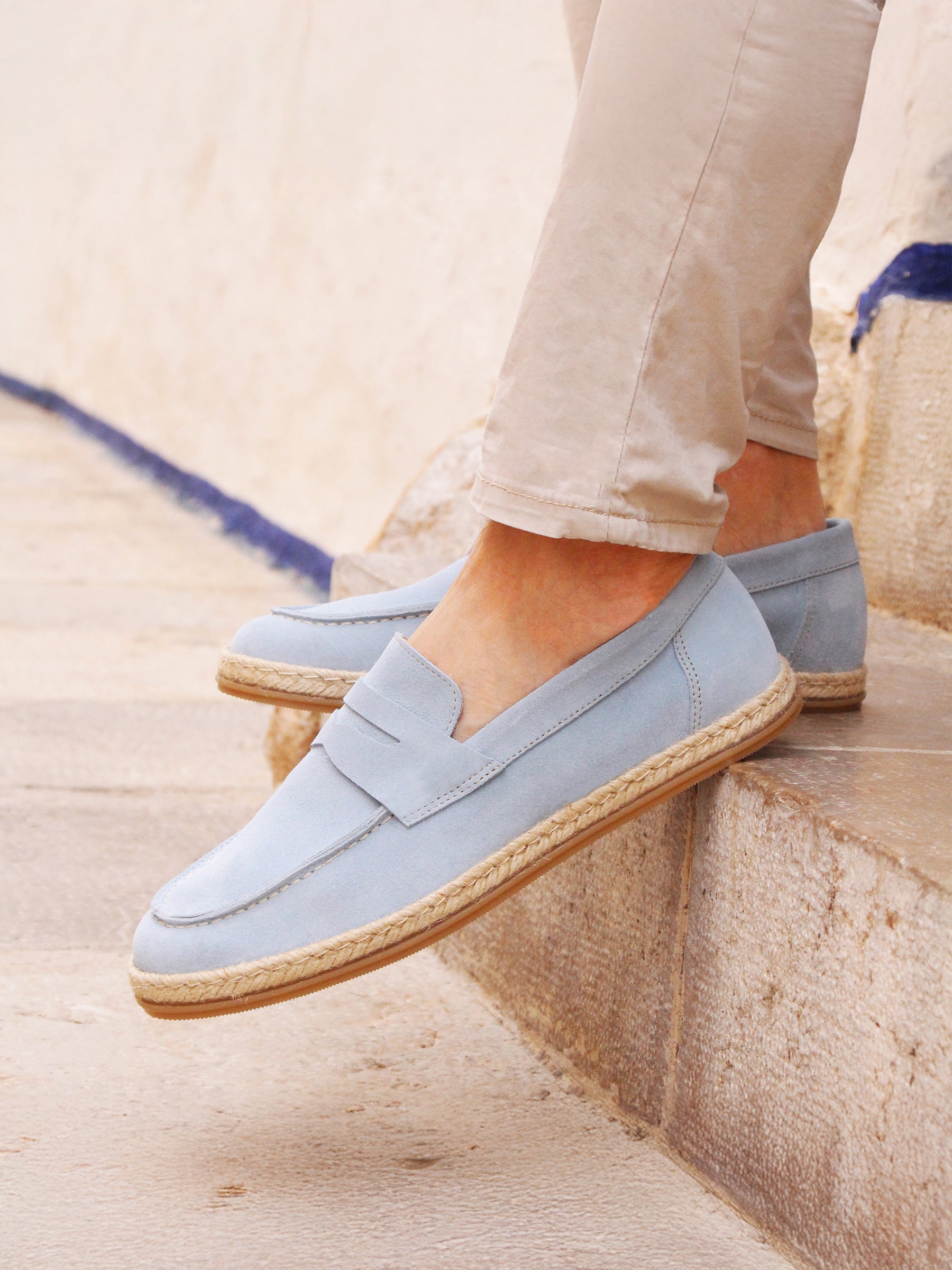 vue portée mocassins espadrille cuir daim bleu clair jules jenn