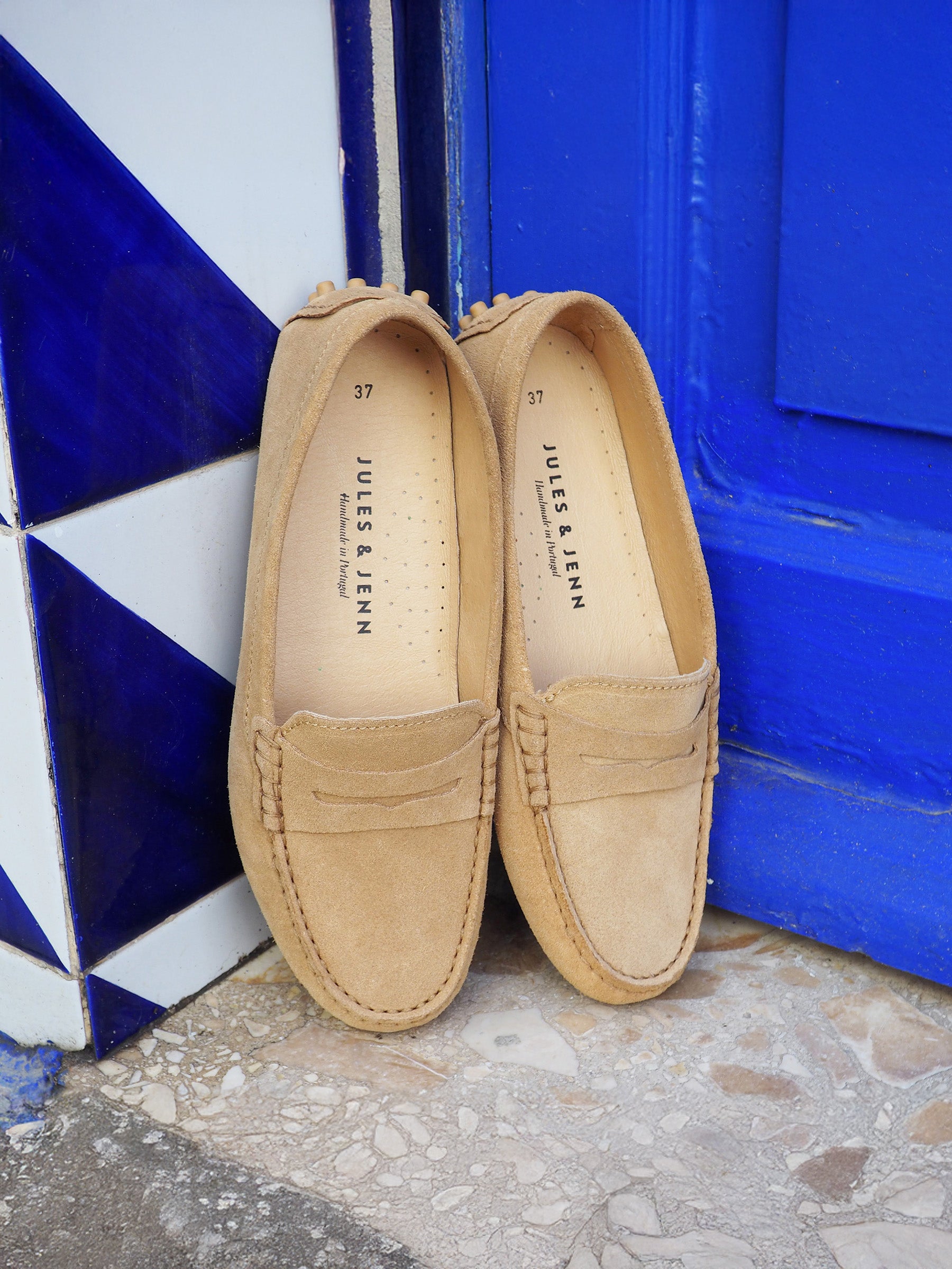 vue posée mocassins cuir daim cognac jules jenn